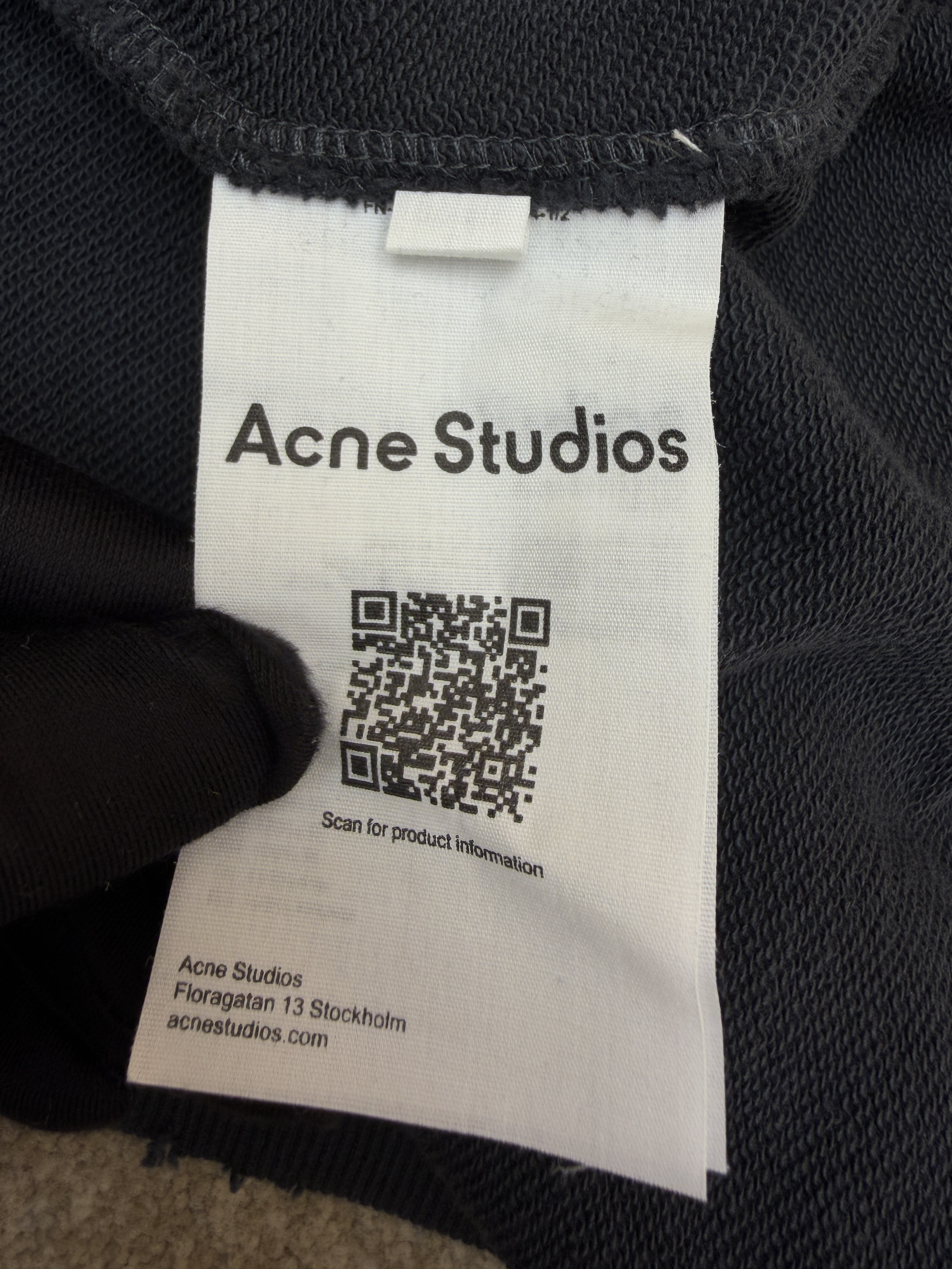 Acne Studios 喷绘做旧徽标连帽卫衣 连帽衫 外套 长袖 黑色 B0