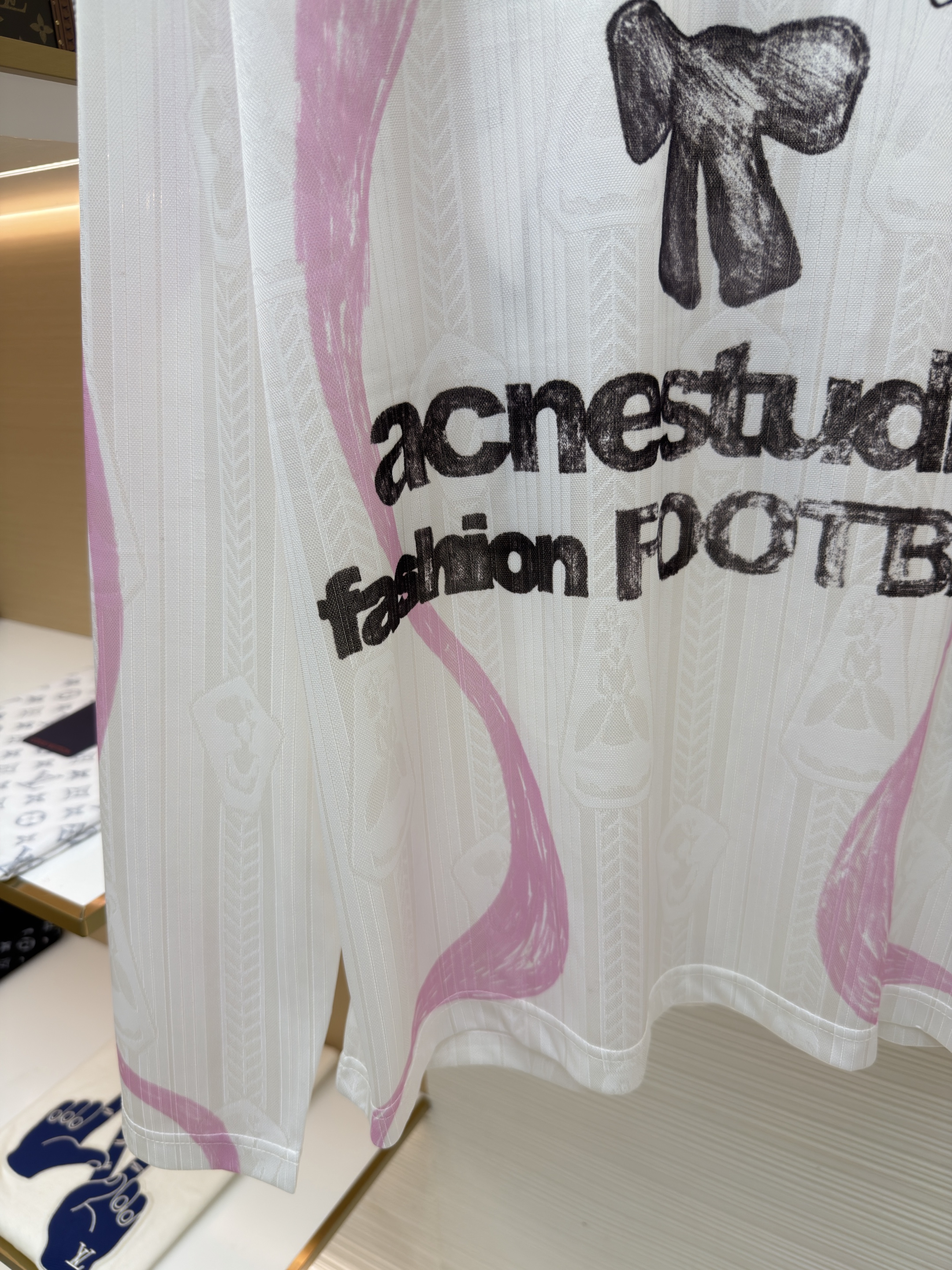 Acne Studios 足球胶囊系列 蝴蝶结徽标球衣 T恤 长袖 白粉色 A5 