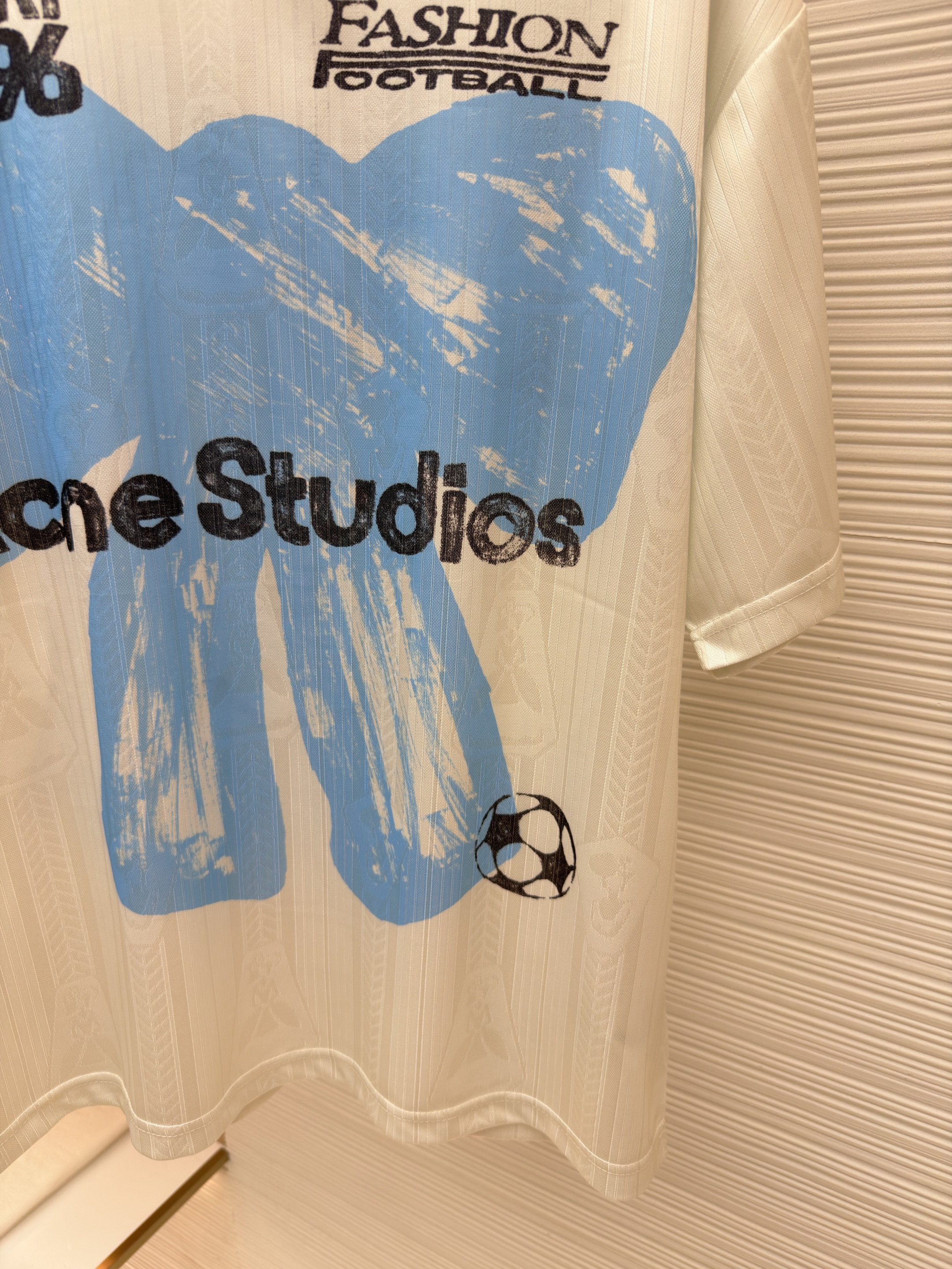 Acne Studios 足球胶囊系列 蝴蝶结徽标球衣 T恤 短袖 白色 A0 CL0458-8