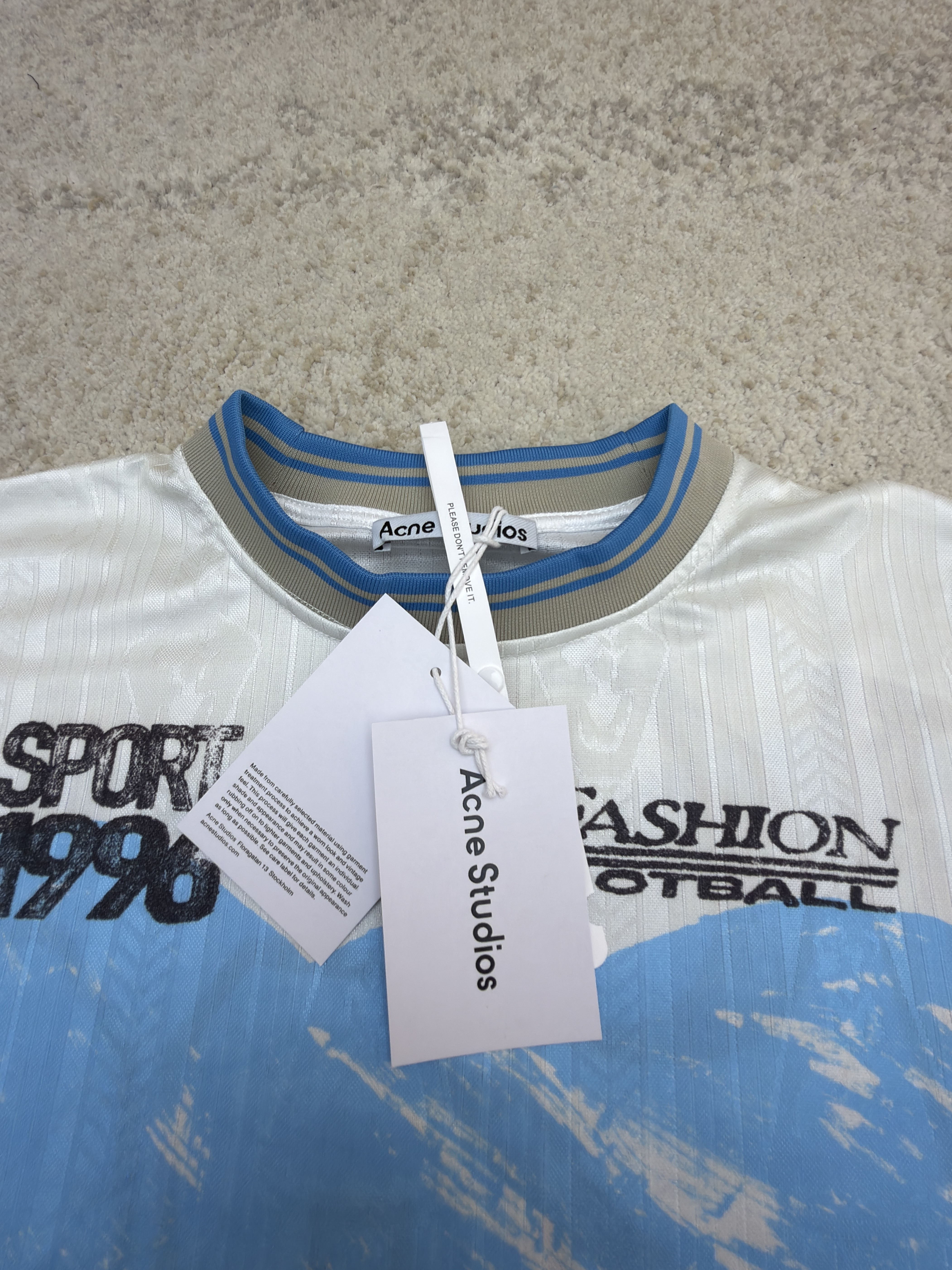 Acne Studios 足球胶囊系列 蝴蝶结徽标球衣 T恤 短袖 白色 A0 CL0458-8