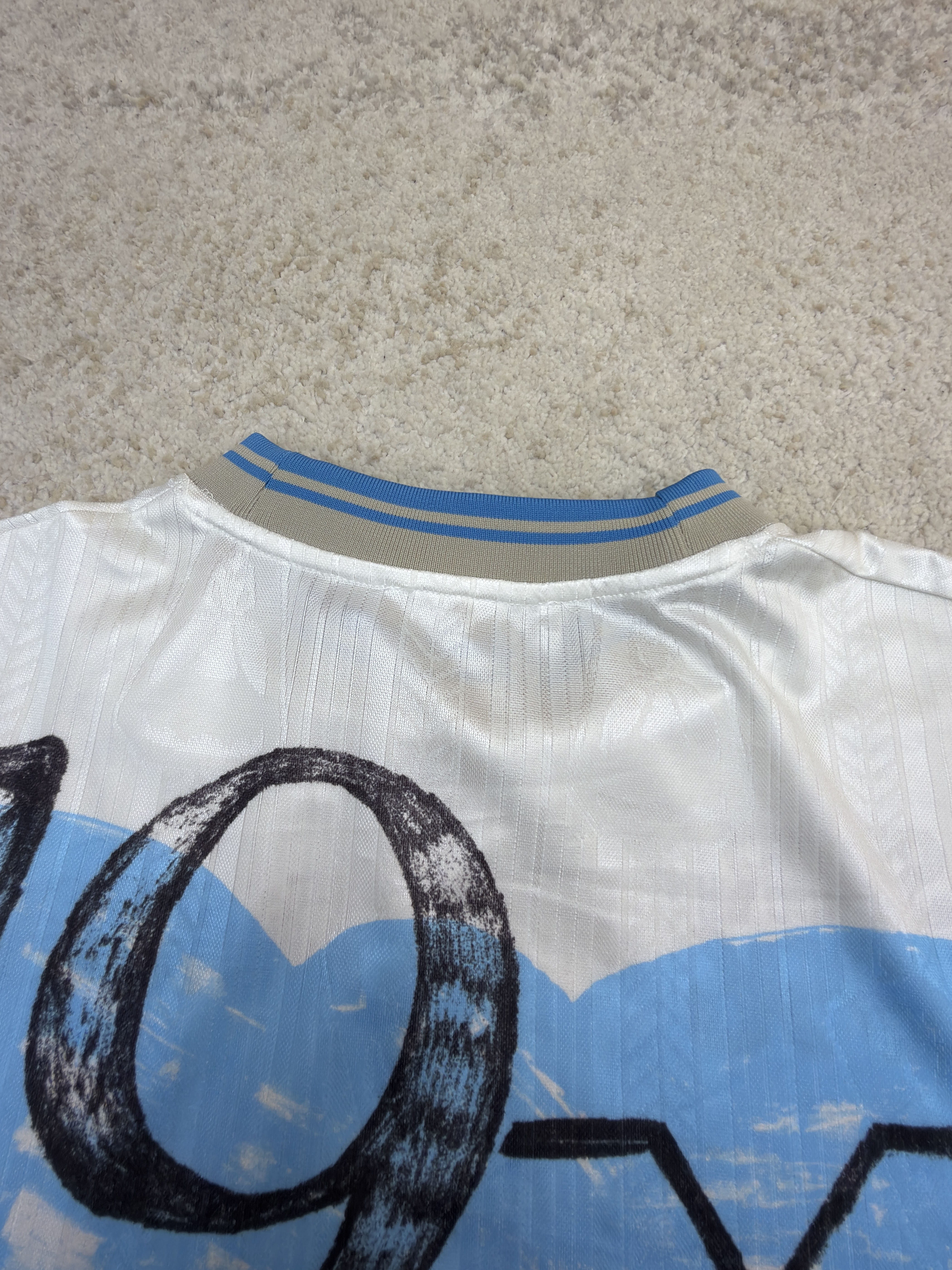 Acne Studios 足球胶囊系列 蝴蝶结徽标球衣 T恤 短袖 白色 A0 CL0458-8