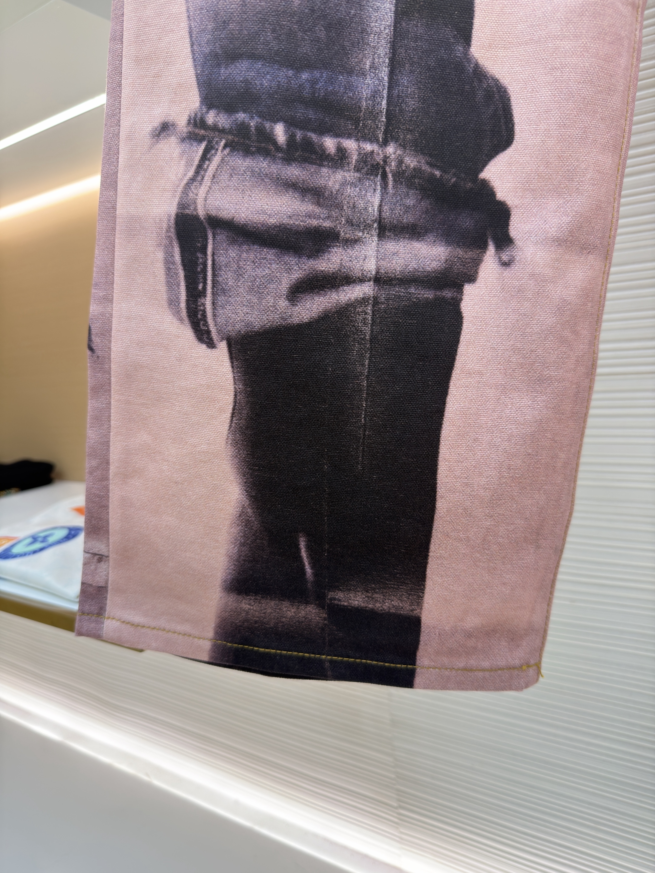 Acne Studios 3D错觉黑粉打印牛仔裤 长裤 裤子 B5