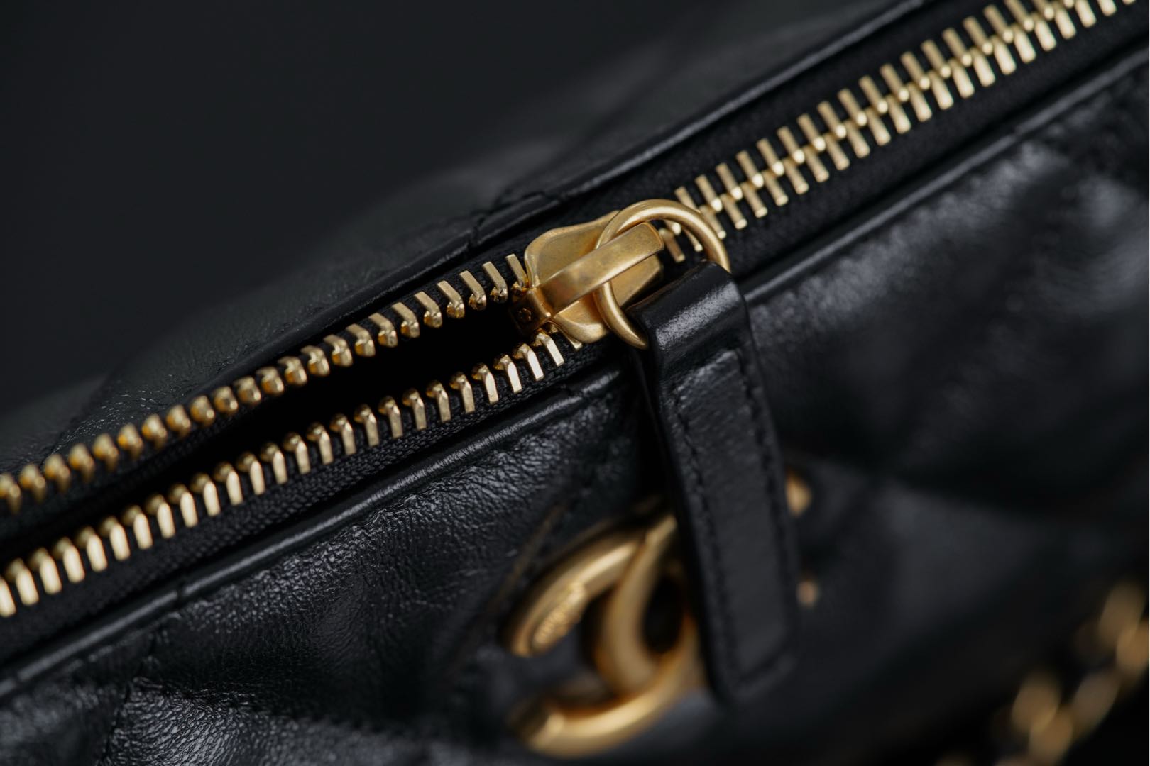 small手提饺子包 CHANEL 25s hobo -Handheld and shoulder bag- (Black ) A5-AS5528-B20294-94305