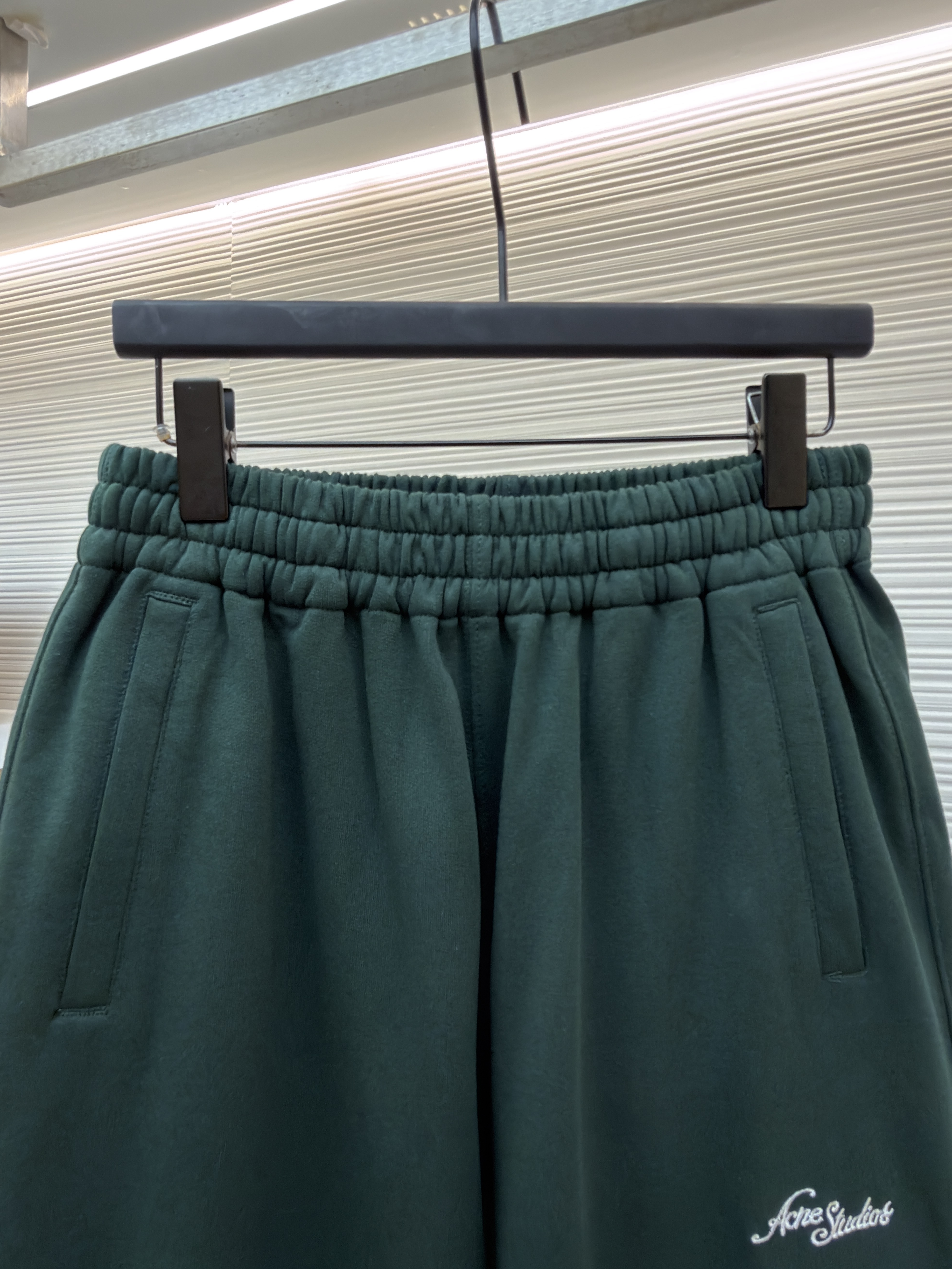 Acne Studios 花体徽标抓绒运动裤 卫裤 休闲裤 长裤 裤子 绿色 B0