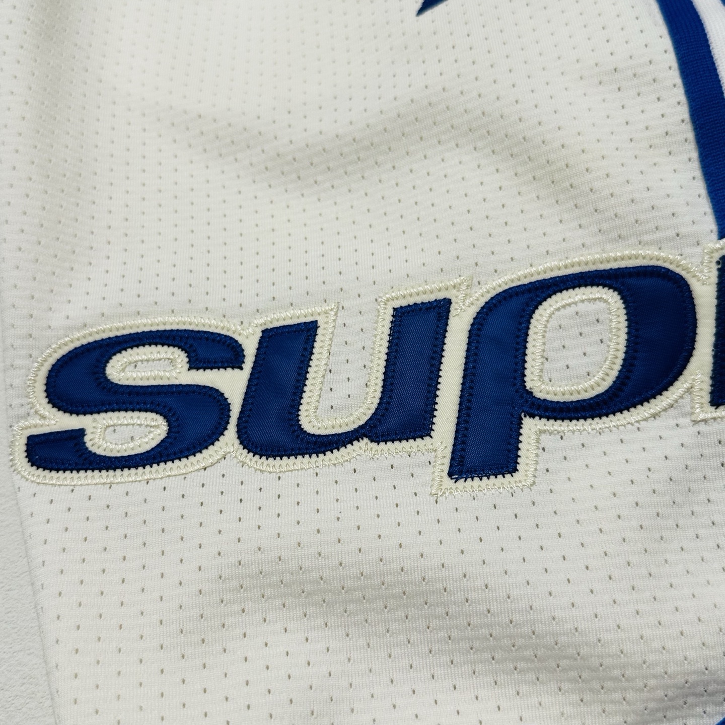 Supreme Mitchell Ness 联名款 子弹队撞色侧边条纹星星刺绣运动短裤 裤子 运动裤 五分裤 白色