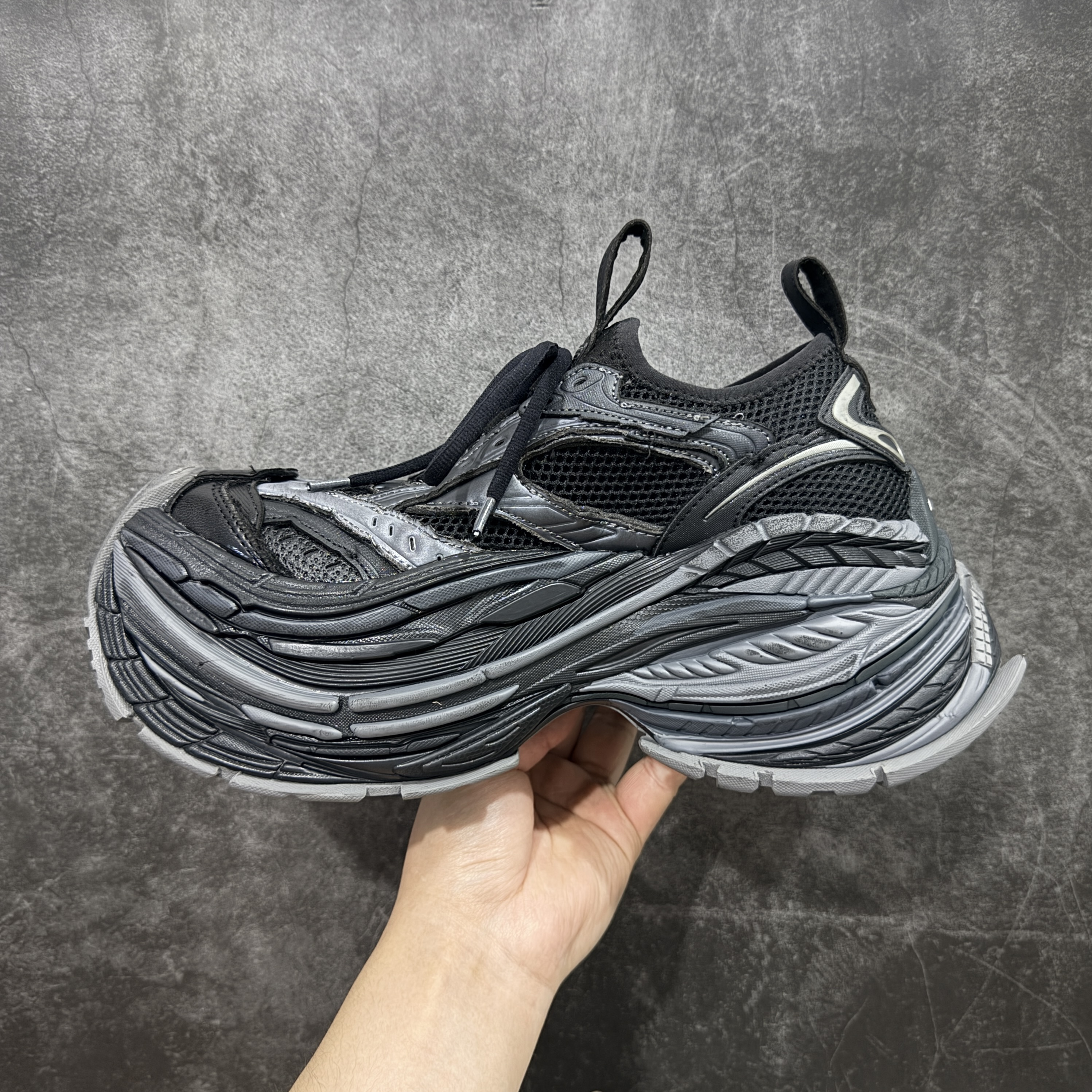 Balenciaga 16XL Platform 巴黎世家17代 老爹鞋 运动鞋 复古板鞋 休闲鞋 男鞋 女鞋 黑灰色C0-821137WPLTF1011