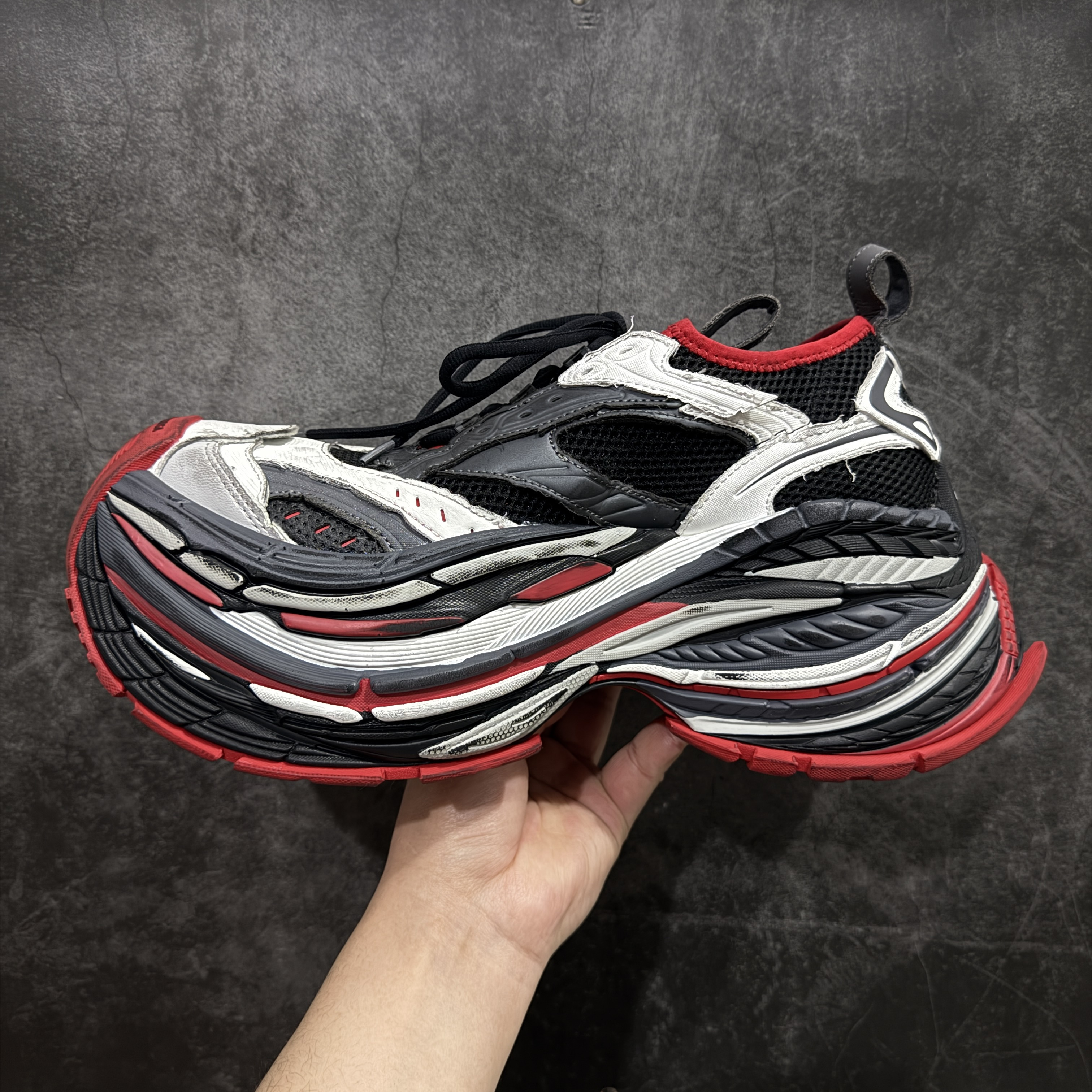   Balenciaga 16XL Platform 巴黎世家17代 老爹鞋 运动鞋 复古板鞋 休闲鞋 男鞋 女鞋 黑红C0-802411WPLTF1160