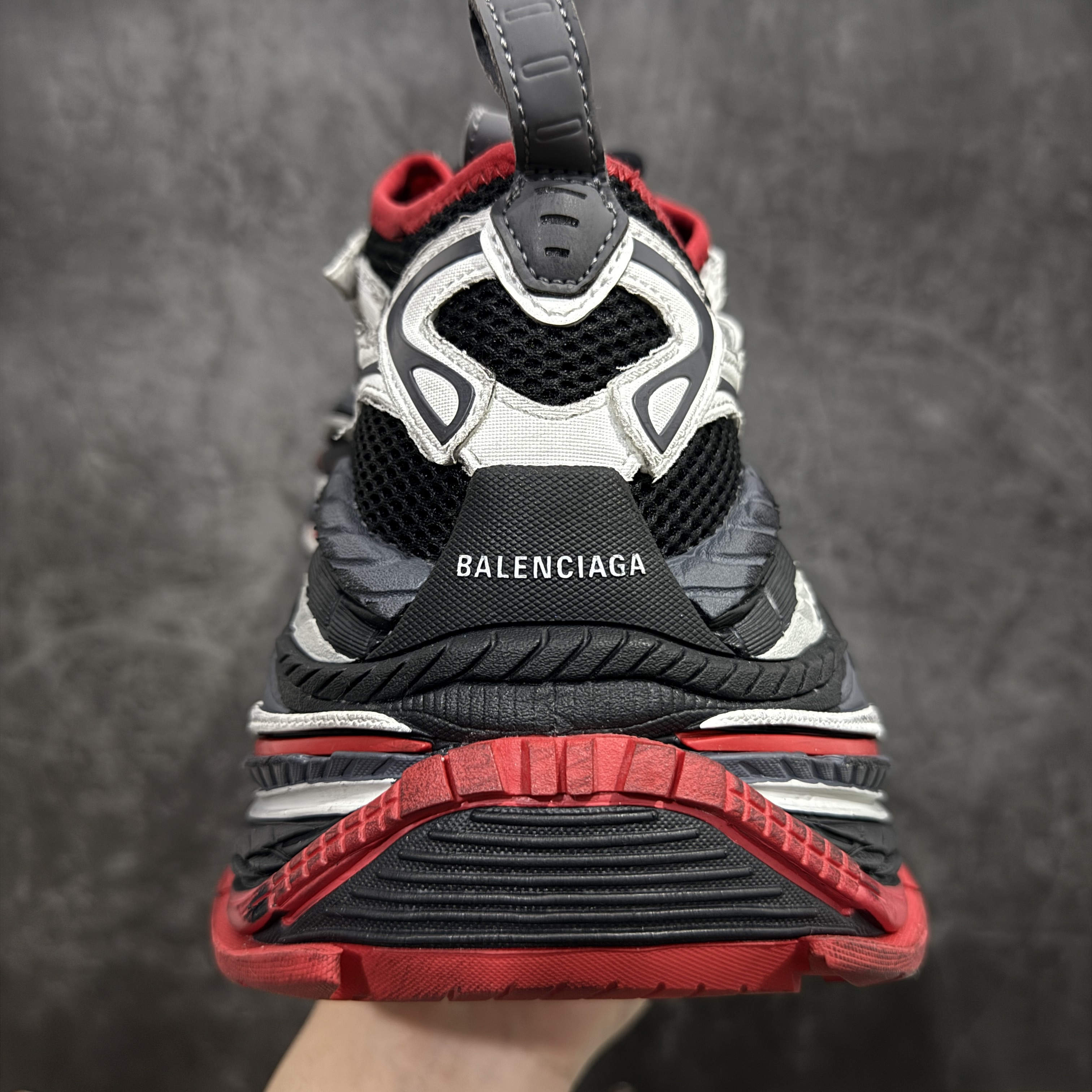   Balenciaga 16XL Platform 巴黎世家17代 老爹鞋 运动鞋 复古板鞋 休闲鞋 男鞋 女鞋 黑红C0-802411WPLTF1160