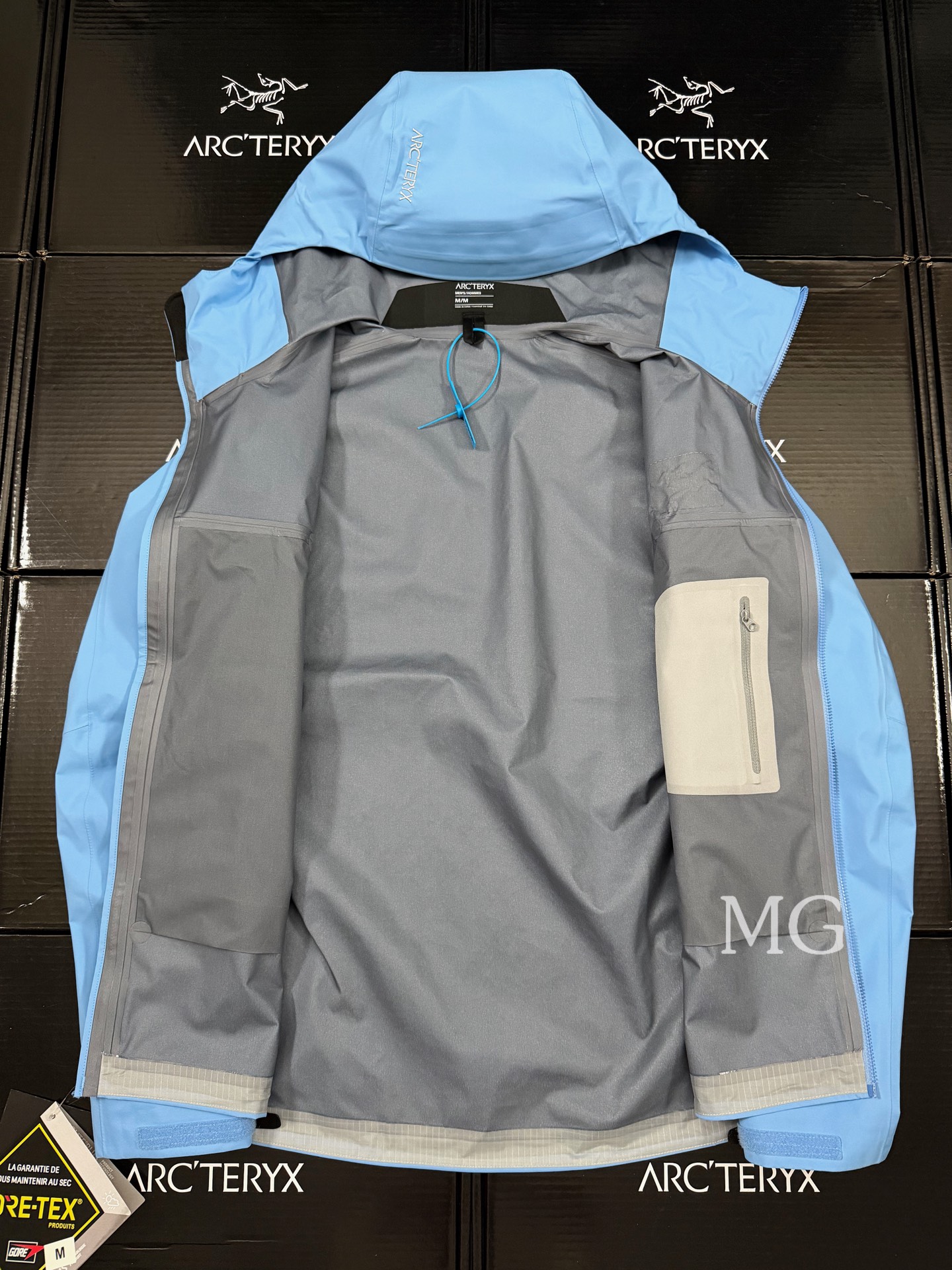 台州 Arcteryx 始祖鸟GTX  BETA SL GORE-TEX 硬壳轻薄 徒步 透气防水防风 冲锋衣 男女同款B5-X000008584