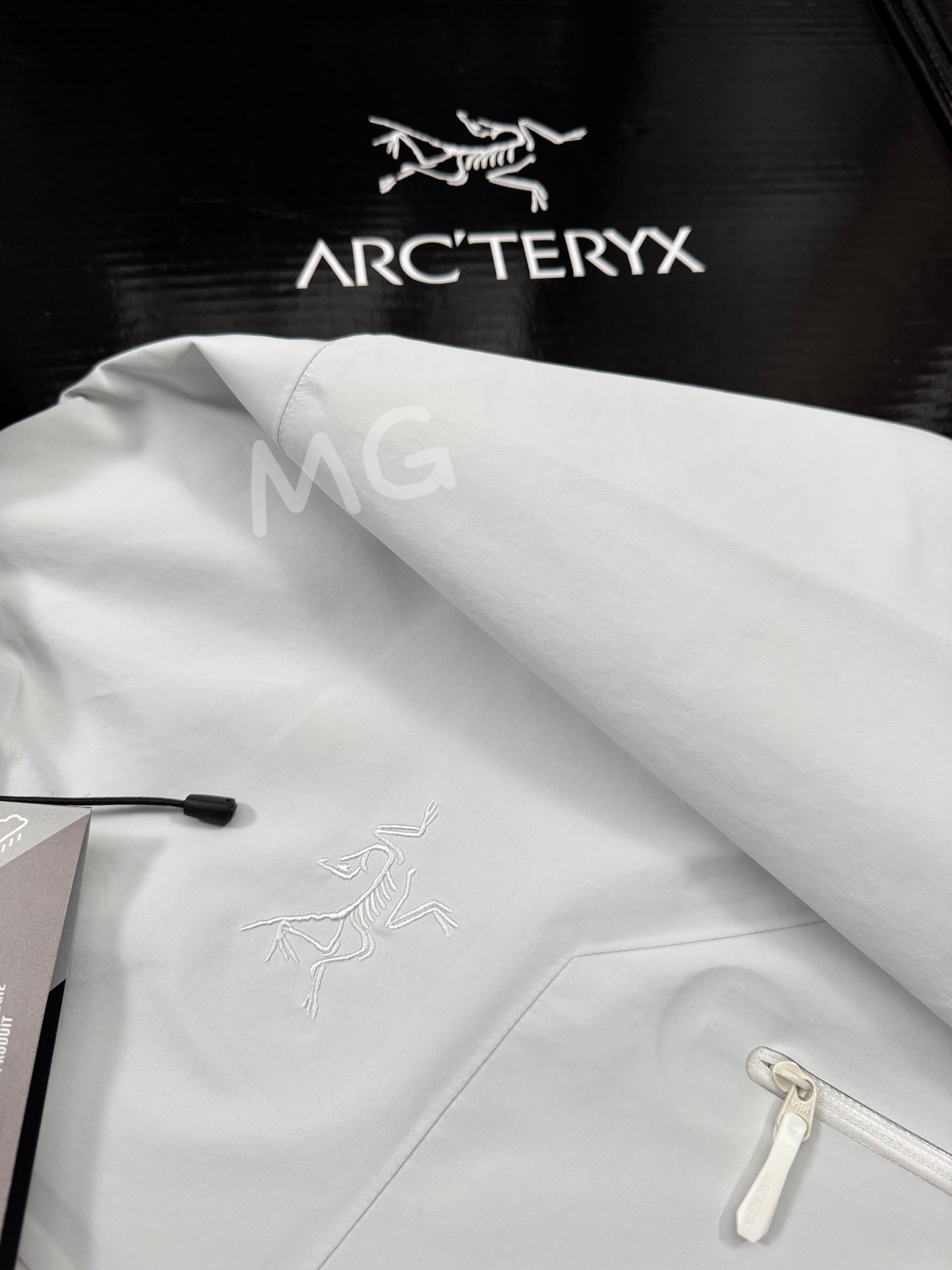 台州 Arcteryx 始祖鸟GTX BETA SL GORE-TEX 硬壳轻薄 徒步 透气防水防风 冲锋衣 男女同款B5-X000008584