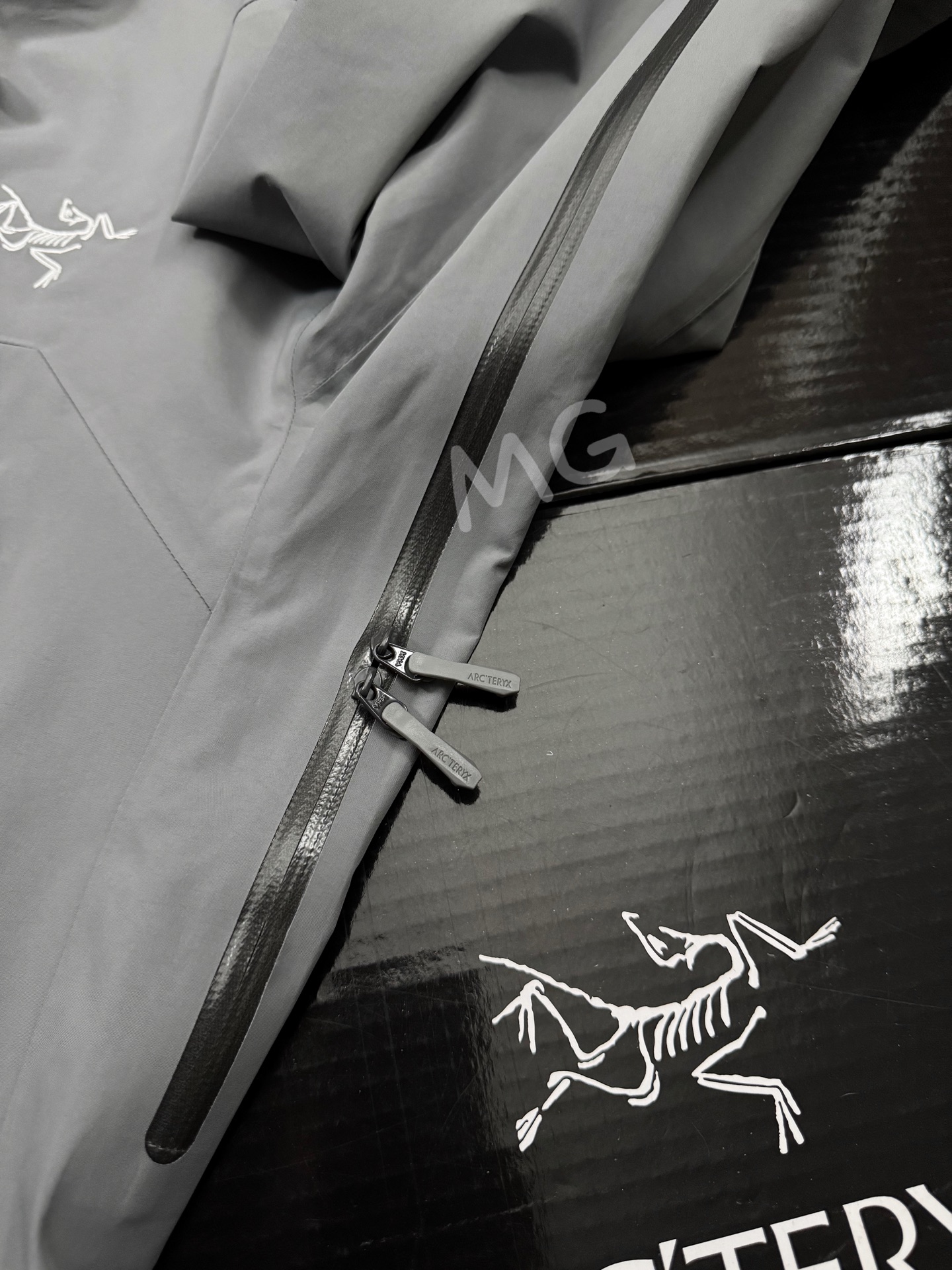 台州 Arcteryx 始祖鸟GTX BETA SL GORE-TEX 硬壳轻薄 徒步 透气防水防风 冲锋衣 男女同款B5-X000008584