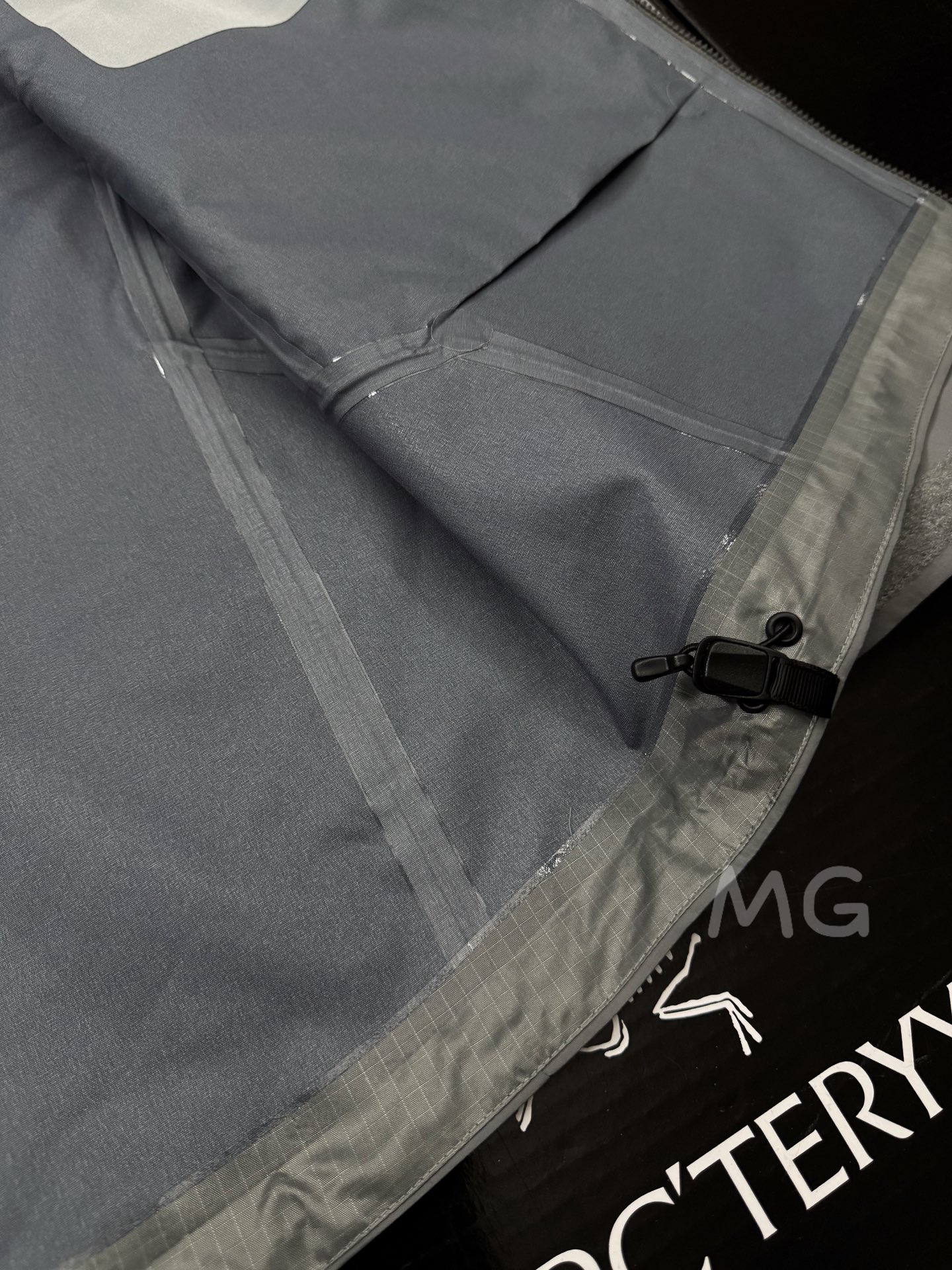 台州 Arcteryx 始祖鸟GTX BETA SL GORE-TEX 硬壳轻薄 徒步 透气防水防风 冲锋衣 男女同款B5-X000008584