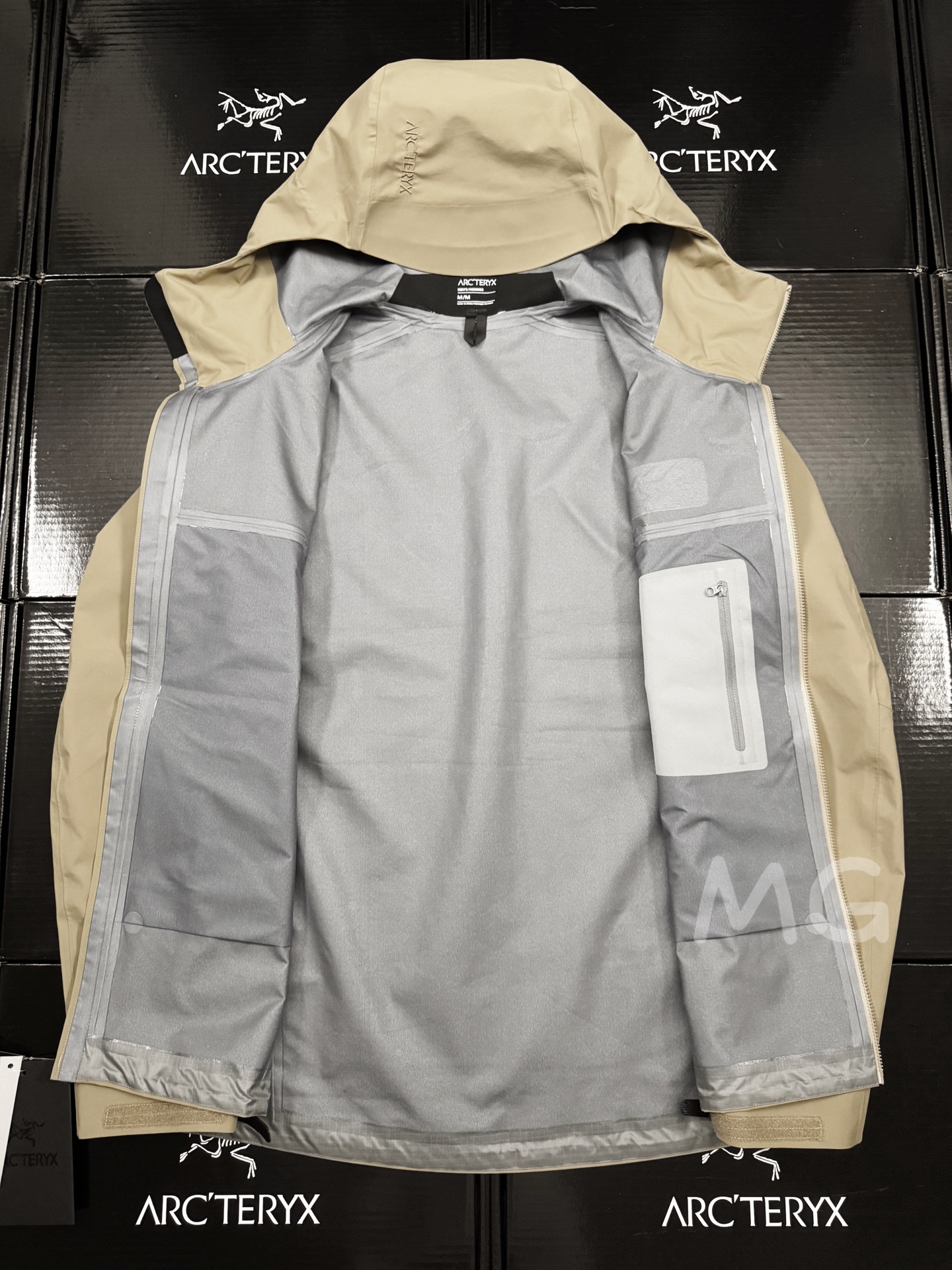 台州 Arcteryx 始祖鸟GTX BETA SL GORE-TEX 硬壳轻薄 徒步 透气防水防风 冲锋衣 男女同款B5-X000008584