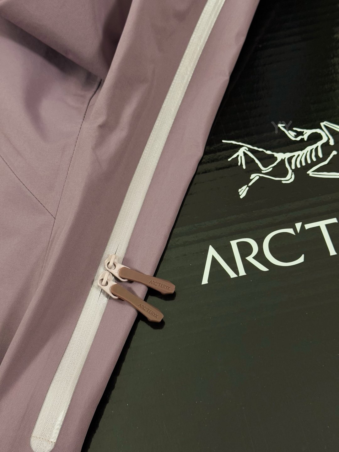 台州 Arcteryx 始祖鸟GTX BETA SL GORE-TEX 硬壳轻薄 徒步 透气防水防风 冲锋衣 男女同款B5-X000008584