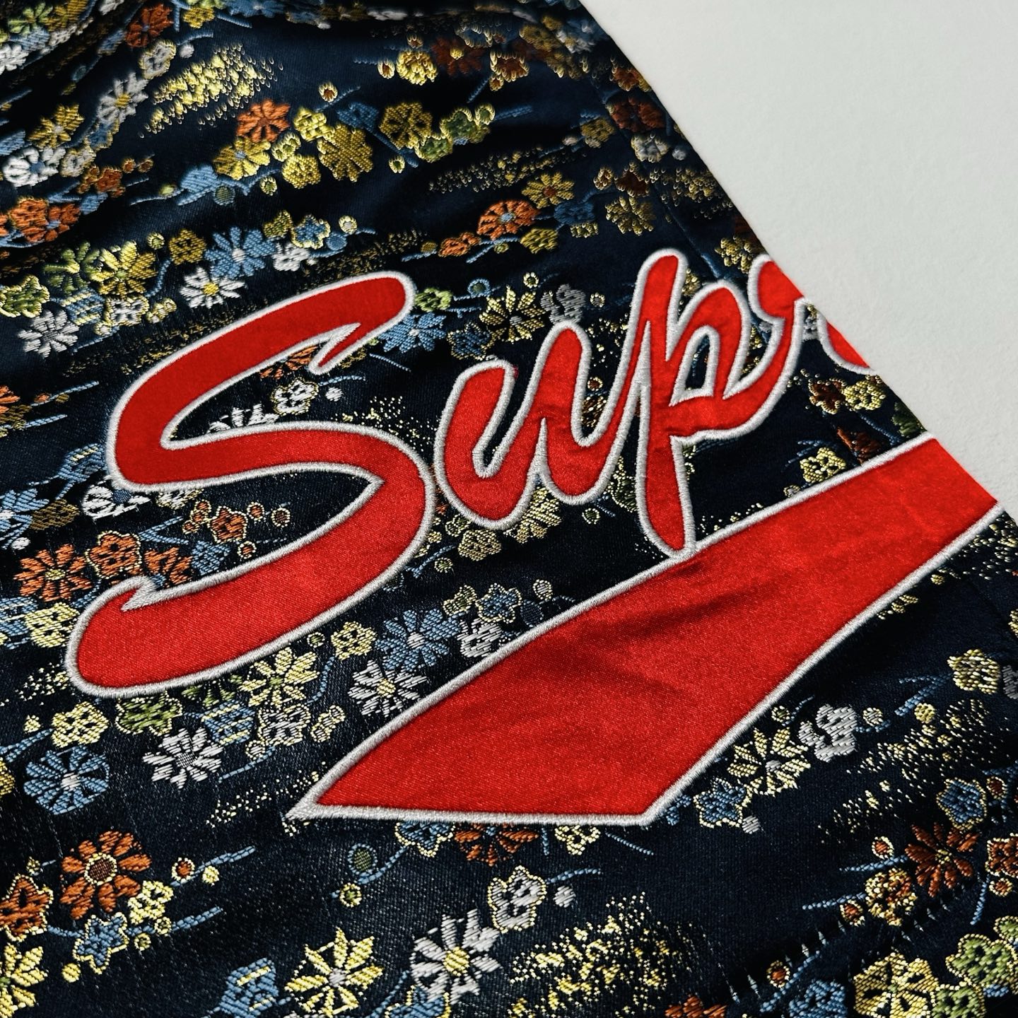 Supreme 花卉提花运动短裤 裤子 休闲裤 五分裤 黑色 白色 蓝色
