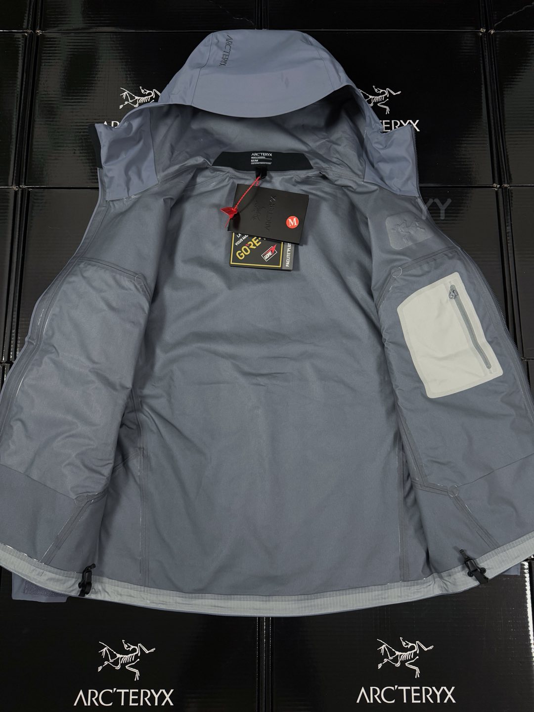 台州 Arcteryx 始祖鸟GTX  BETA SL GORE-TEX 硬壳轻薄 徒步 透气防水防风 冲锋衣 男女同款B5-X000008584