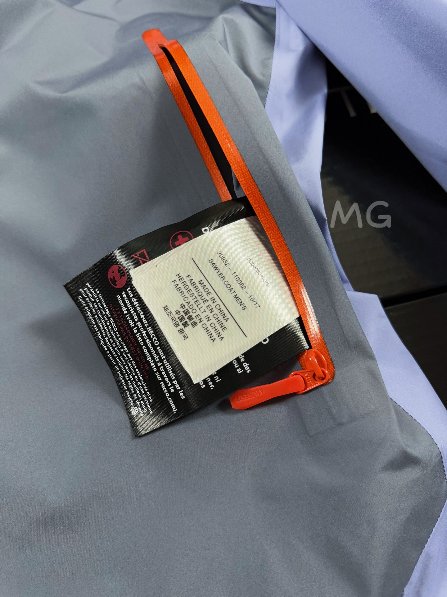 台州 Arcteryx 始祖鸟GTX  BETA SL GORE-TEX 硬壳轻薄 徒步 透气防水防风 冲锋衣 男女同款B5-X000008584