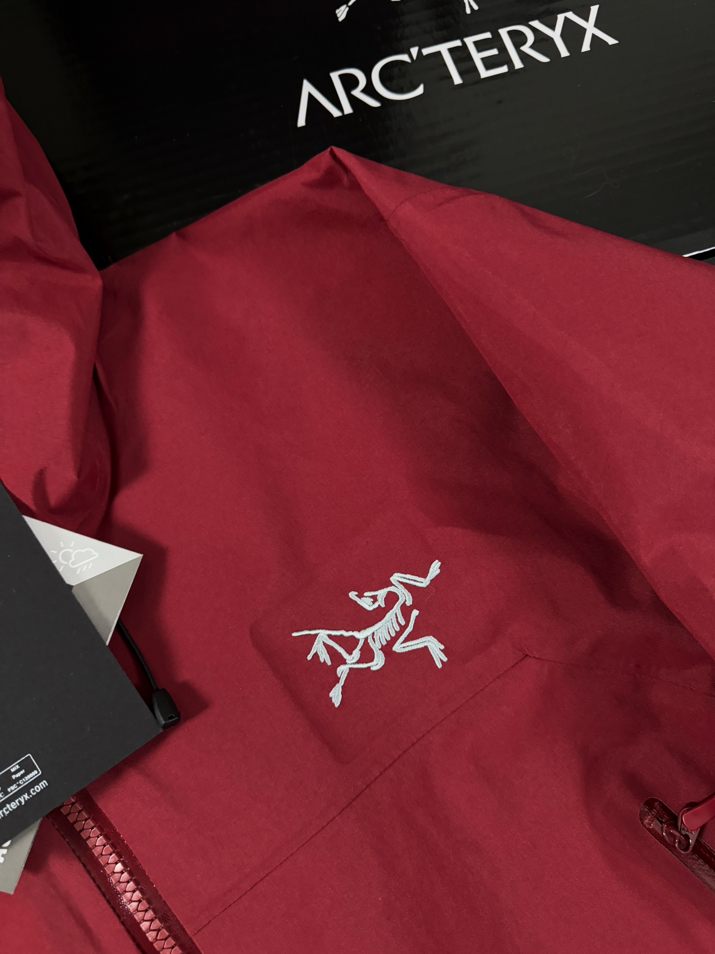 台州 Arcteryx 始祖鸟LW BETA LIGHTWEIGHT JACKET 硬壳轻薄 徒步 透气防水防风 冲锋衣 男女同款B5-G28-X000006510