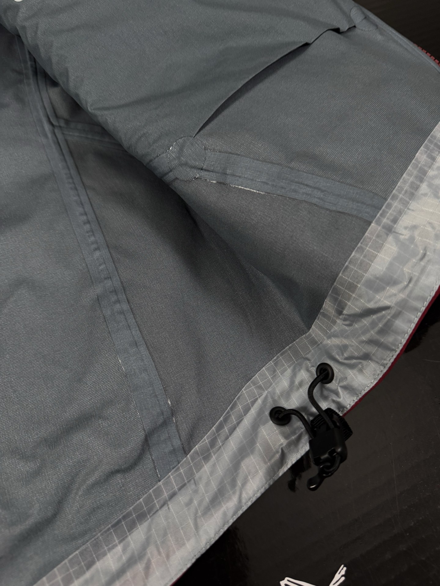 台州 Arcteryx 始祖鸟LW BETA LIGHTWEIGHT JACKET 硬壳轻薄 徒步 透气防水防风 冲锋衣 男女同款B5-G28-X000006510