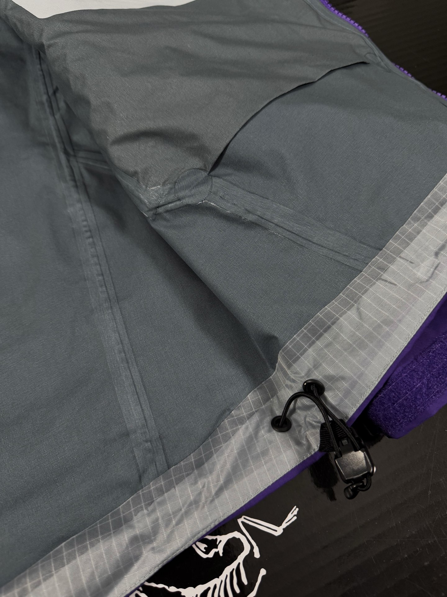 台州 Arcteryx 始祖鸟LW BETA LIGHTWEIGHT JACKET 硬壳轻薄 徒步 透气防水防风 冲锋衣 男女同款B5-G28-X000006510