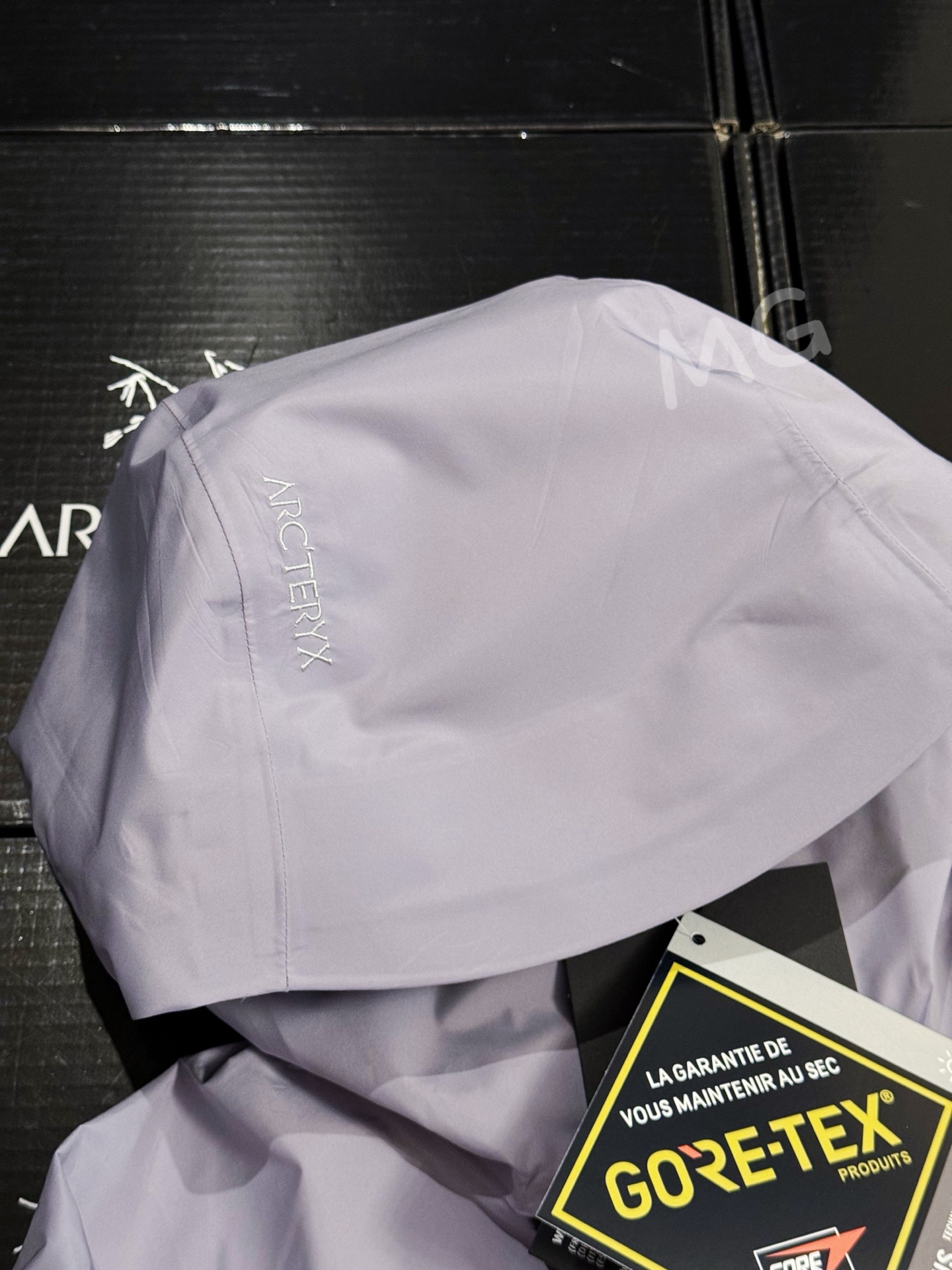 台州 Arcteryx 始祖鸟LW BETA LIGHTWEIGHT JACKET 硬壳轻薄 徒步 透气防水防风 冲锋衣 男女同款B5-G28-X000006510