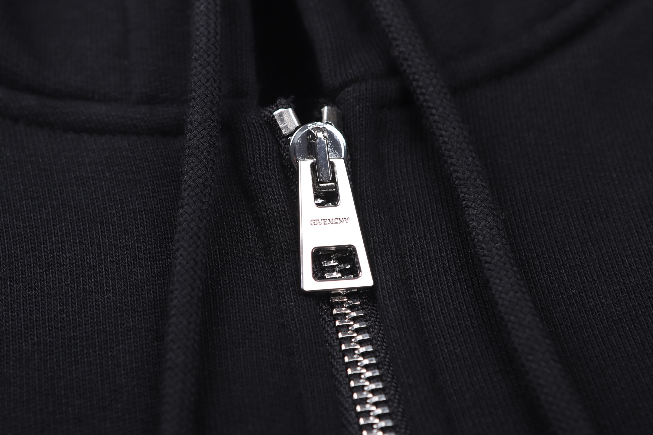 Givenchy 纪梵希 艺术印花拉链连帽卫衣 外套 长袖 秋冬款 黑色 B0