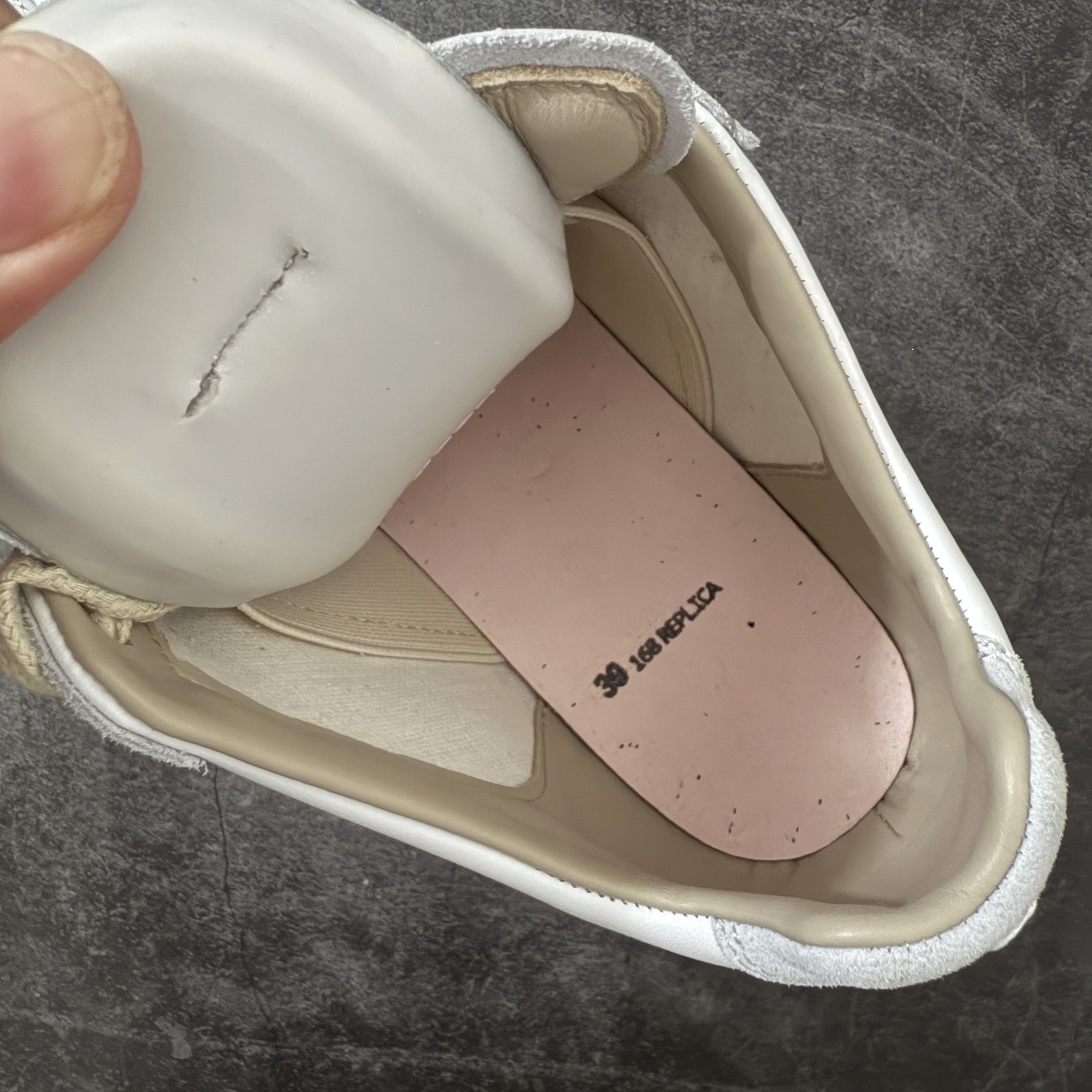 Maison Margiela MM6 马吉拉 德训鞋 低筒 休闲鞋 运动鞋 板鞋 男鞋 女鞋  白灰色 S57WS0236P1895101