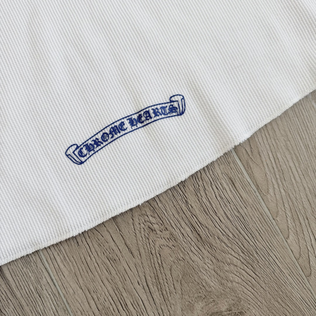Chrome Hearts CH 克罗心 华夫格蓝色马蹄梵文印花圆领T恤 长袖 女款 白色