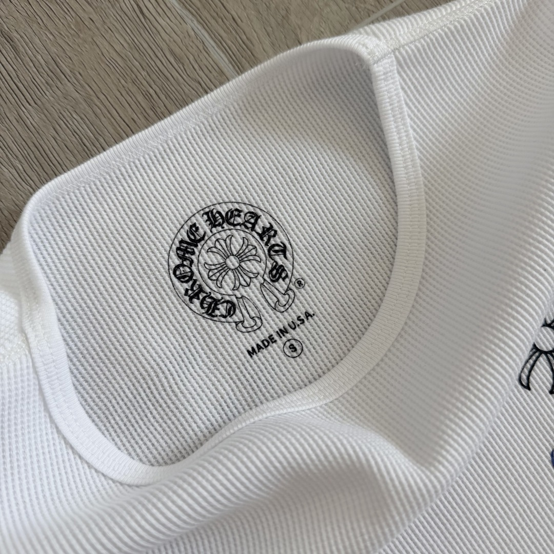 Chrome Hearts CH 克罗心 华夫格蓝色马蹄梵文印花圆领T恤 长袖 女款 白色