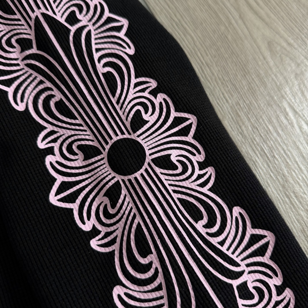 Chrome Hearts 克罗心 华夫格双臂粉色花臂印花圆领长袖T恤 打底衫 黑色