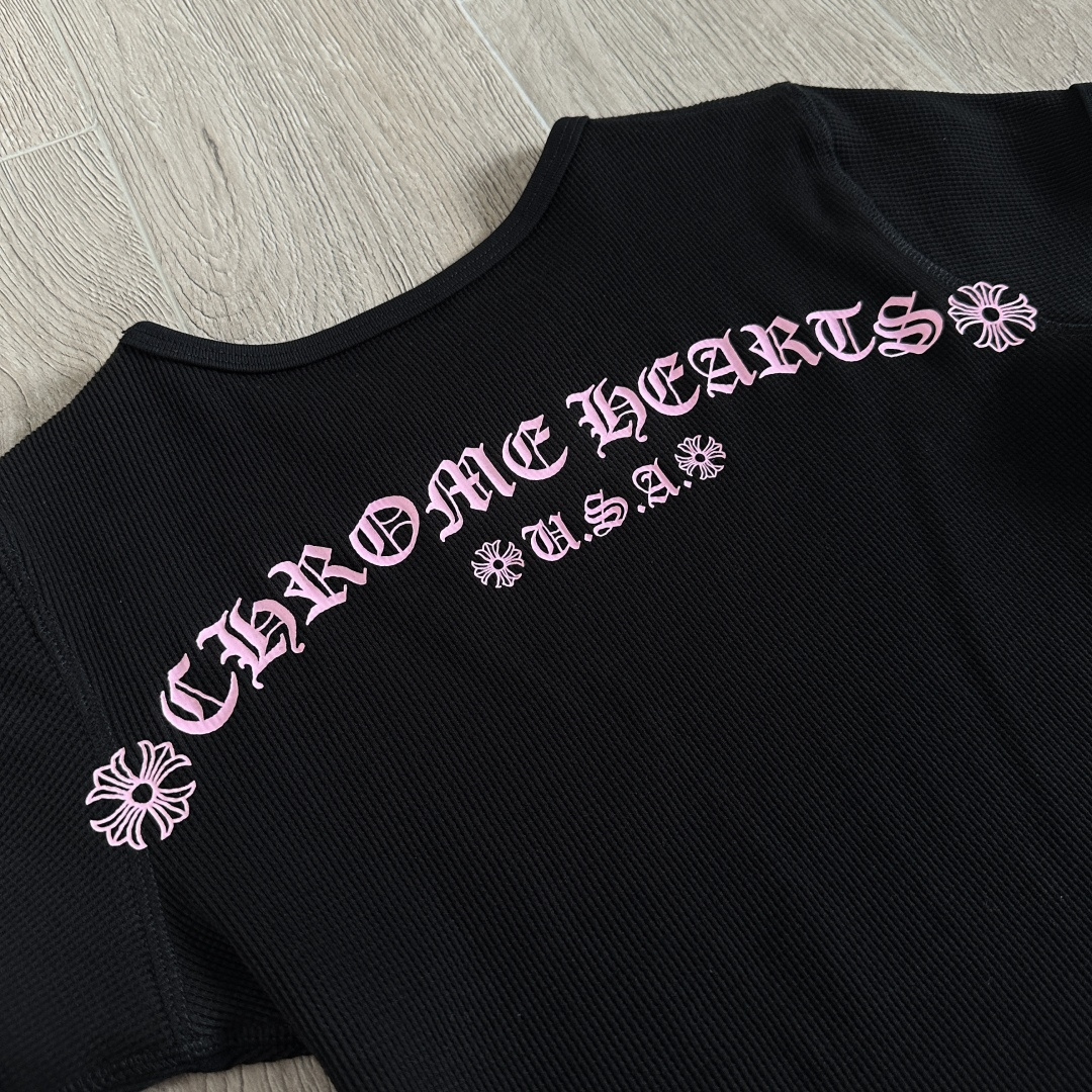 Chrome Hearts CH 克罗心 华夫格粉色梵文印花圆领短款T恤 短袖 女款 黑色