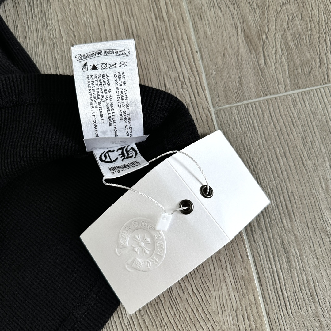Chrome Hearts CH 克罗心 华夫格粉色梵文印花圆领短款T恤 短袖 女款 黑色