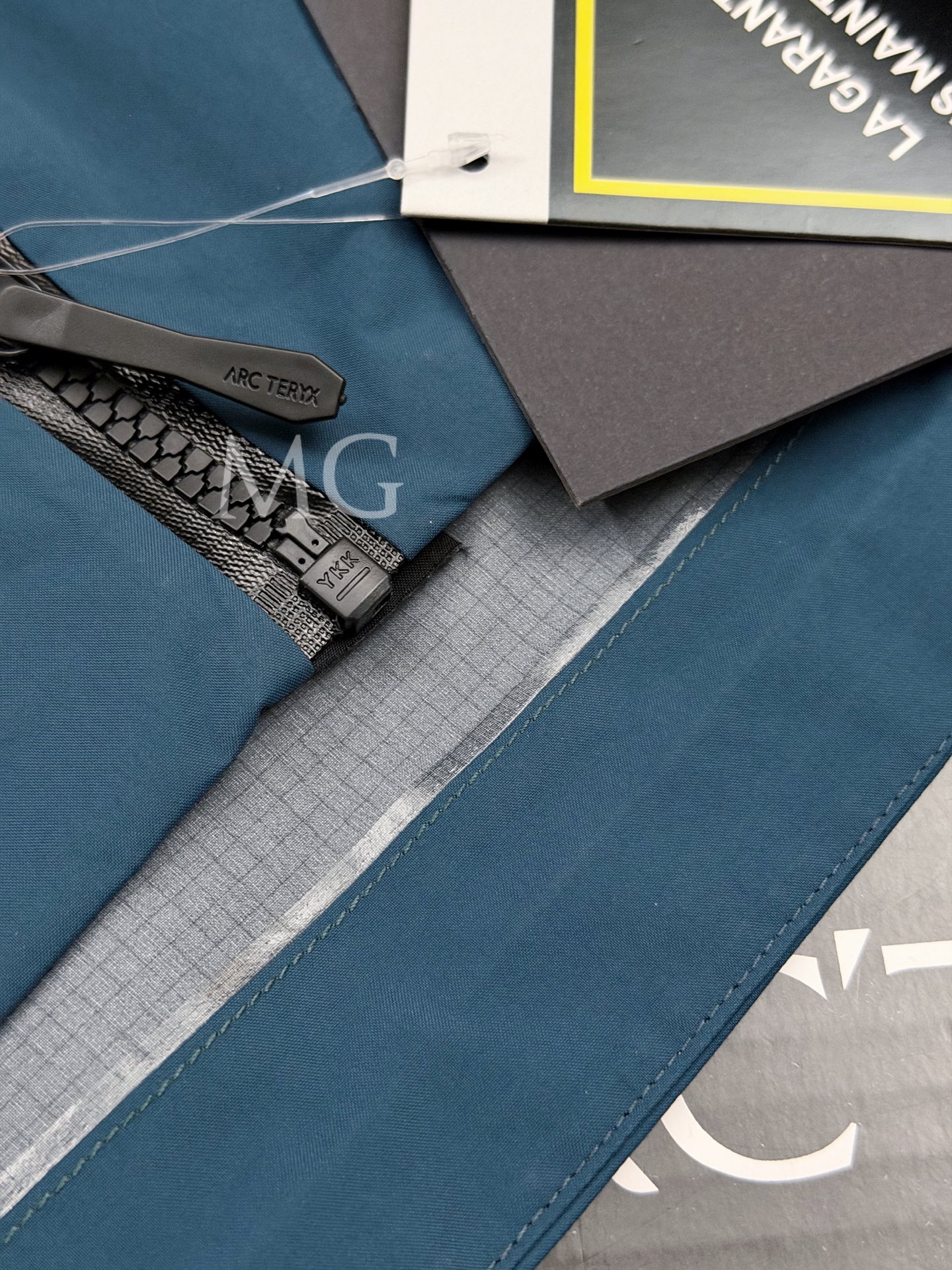 G95台州 Arcteryx 始祖鸟 ALPHA SV JACKET第8代 GTX-PRO 硬壳轻薄 徒步 透气防水防风 冲锋衣 男款 蓝色 B5-X000009989