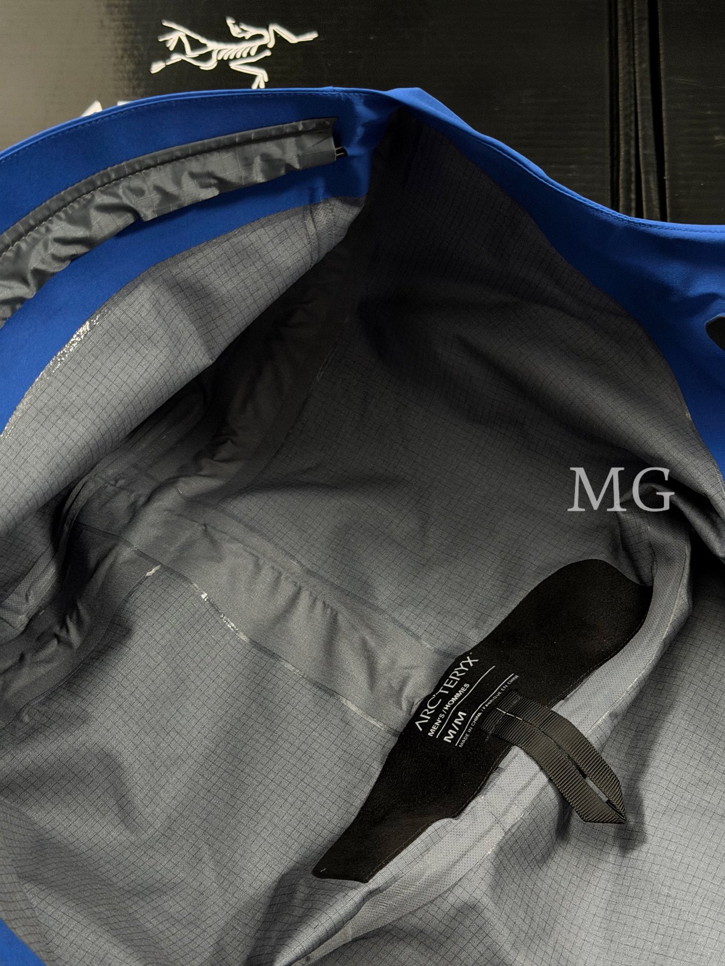 G95台州 Arcteryx 始祖鸟 ALPHA SV JACKET第8代 GTX-PRO 硬壳轻薄 徒步 透气防水防风 冲锋衣 男款 蓝色 B5-X000009989