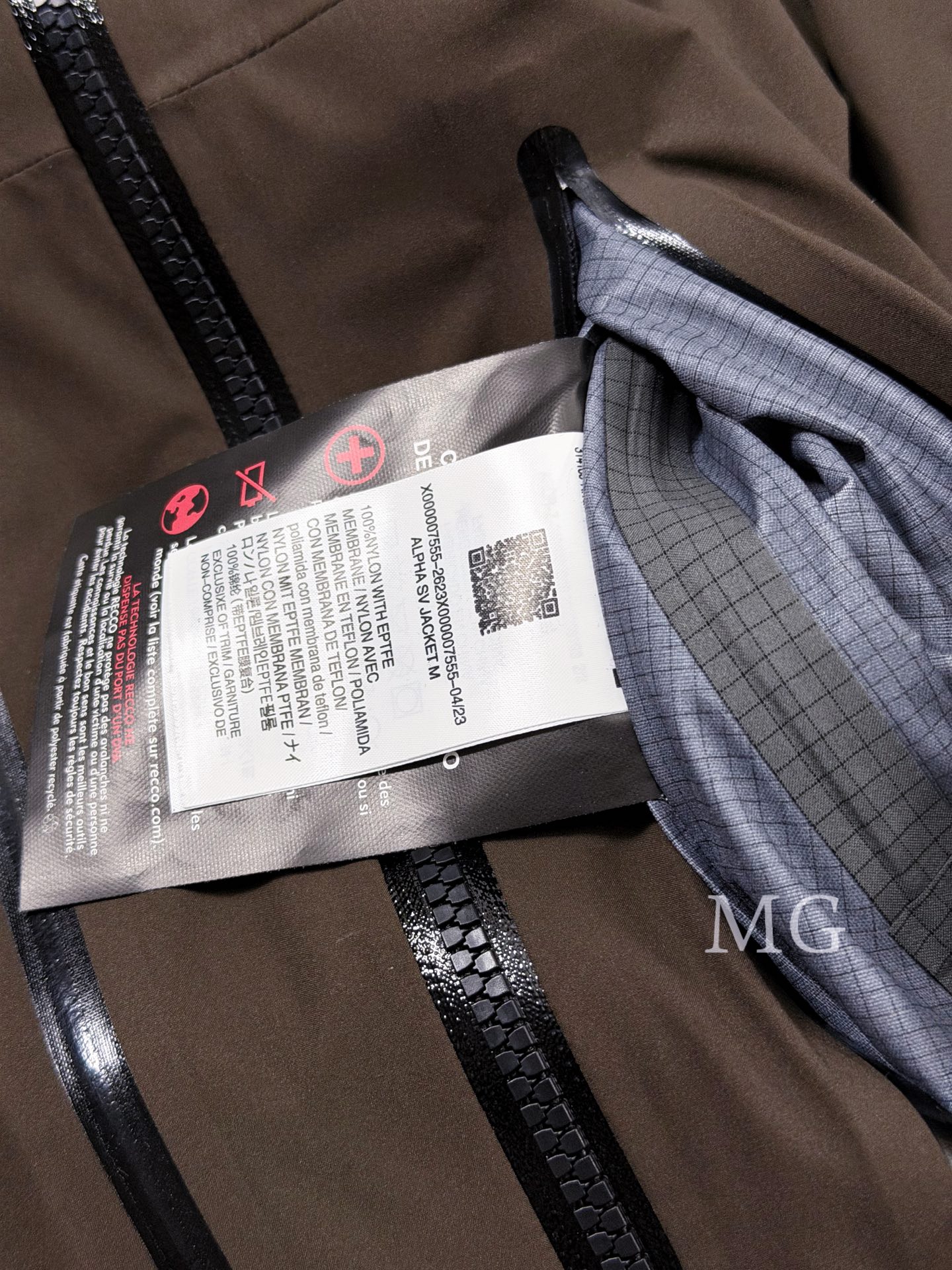 G95台州 Arcteryx 始祖鸟 ALPHA SV JACKET第8代 GTX-PRO 硬壳轻薄 徒步 透气防水防风 冲锋衣 男款 棕色 B5-X000009989
