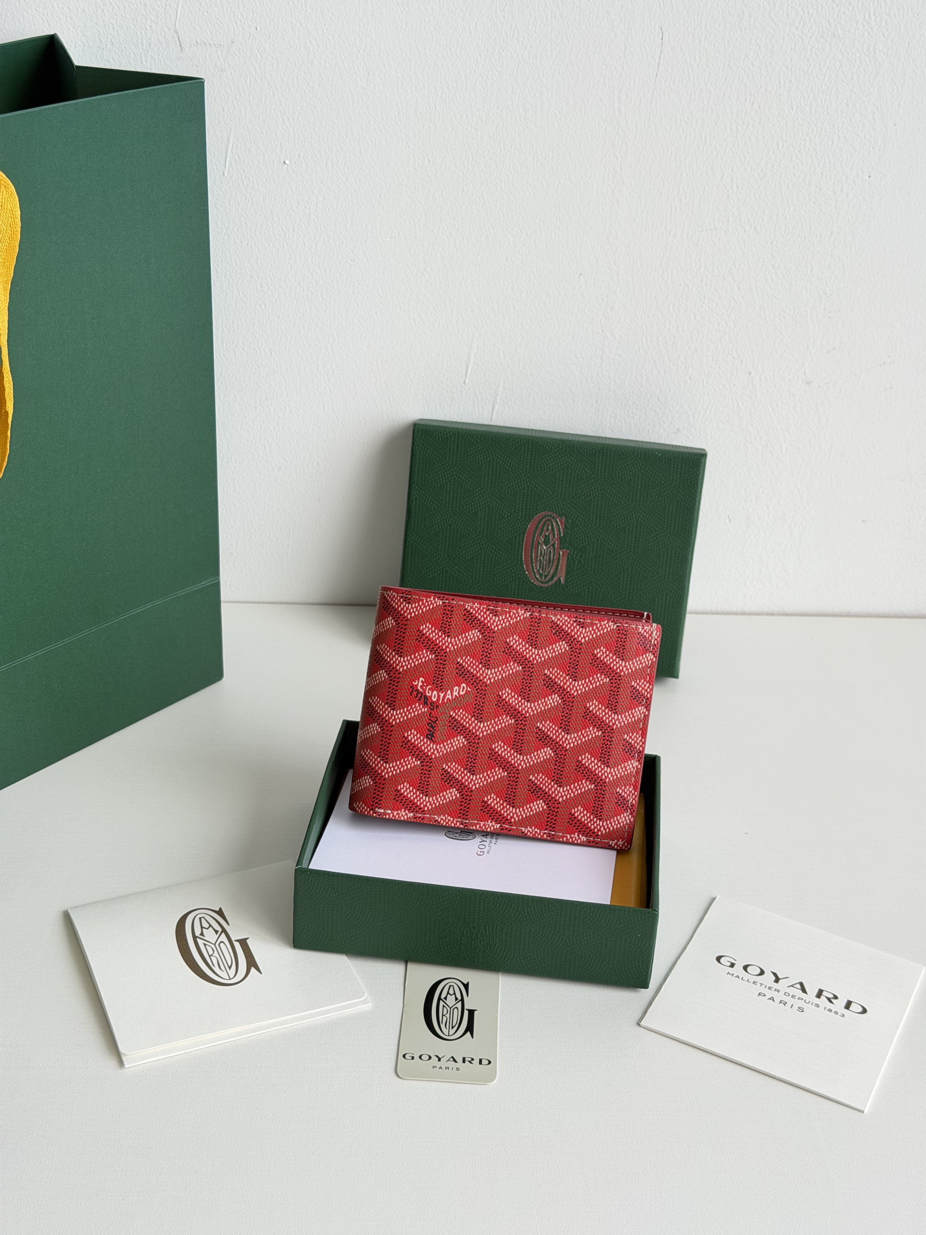 GOYARD 戈雅 8格卡位钱包 钱夹 卡包 短款 男女同款 红色