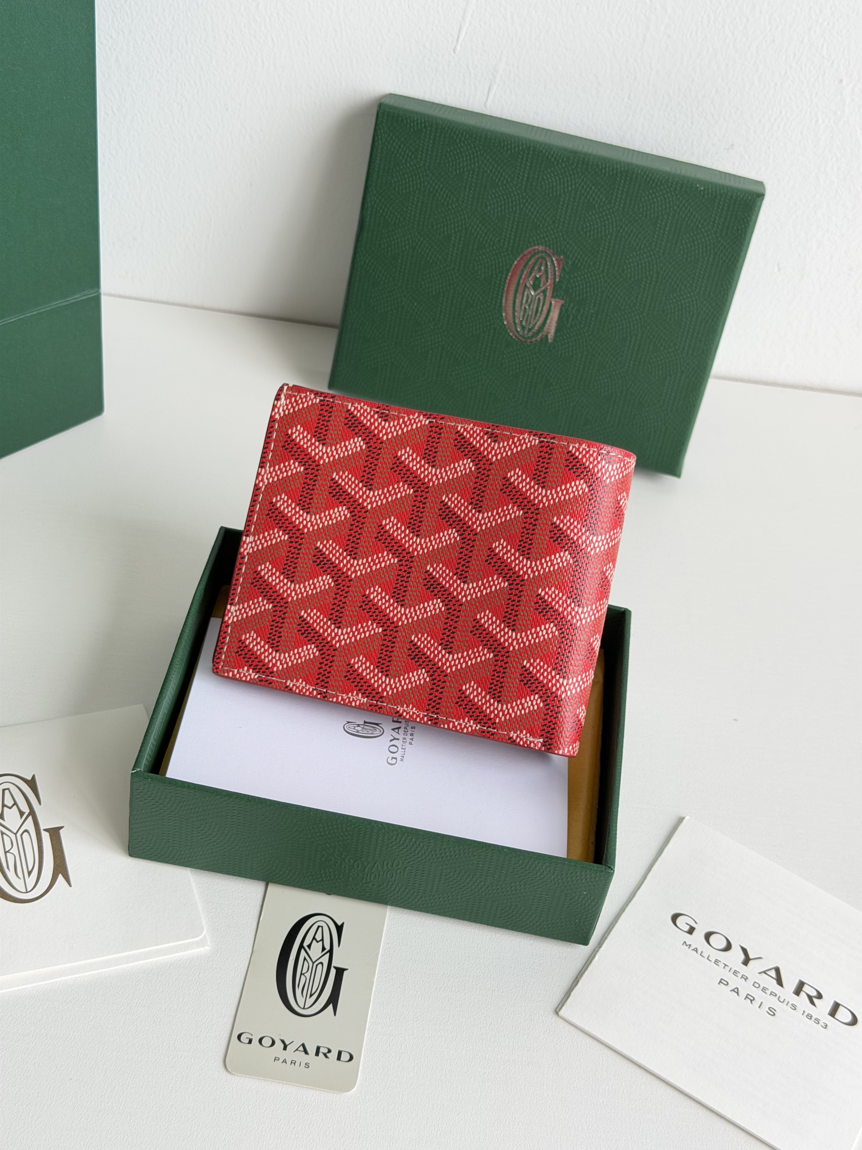 GOYARD 戈雅 8格卡位钱包 钱夹 卡包 短款 男女同款 红色