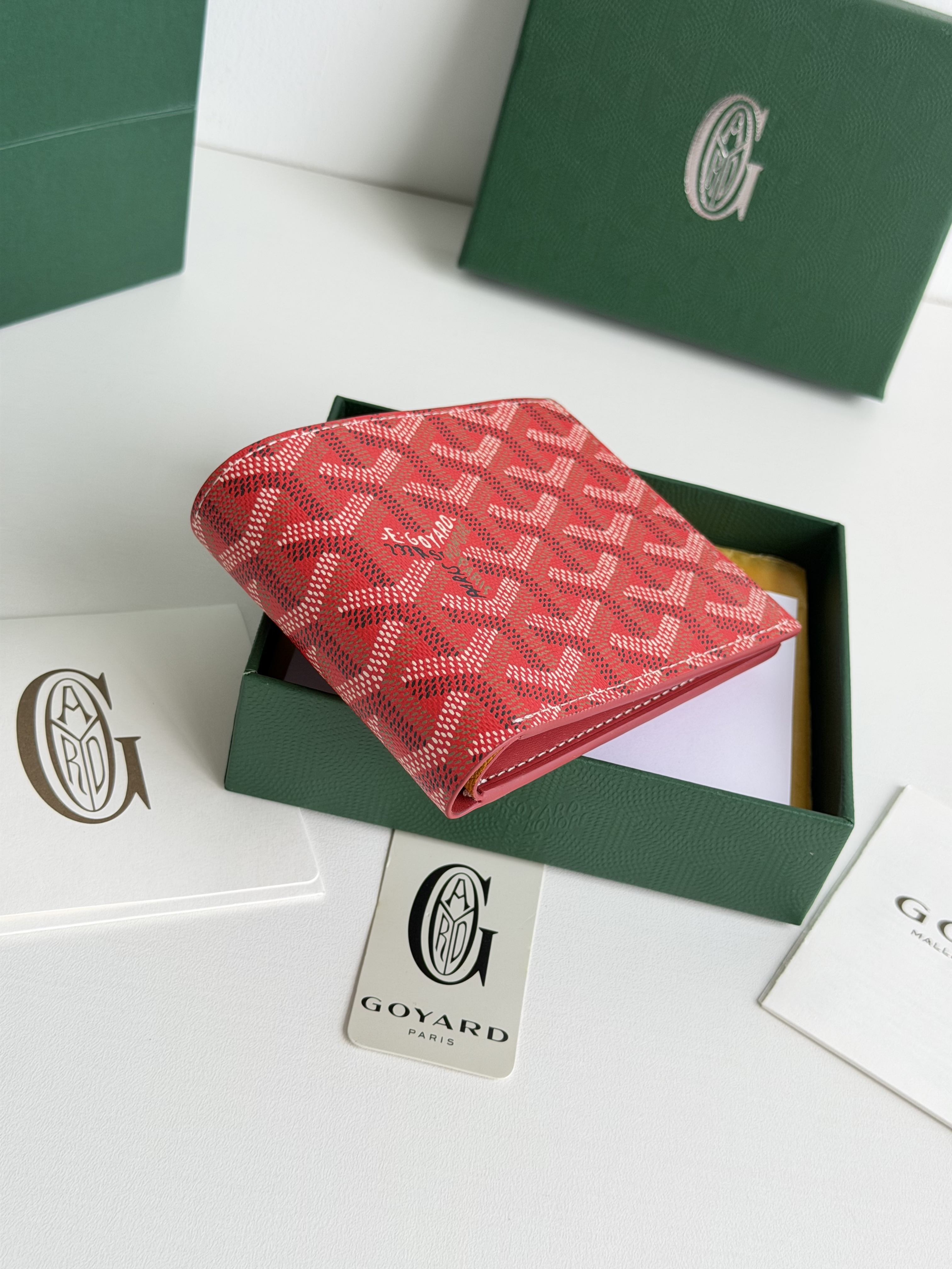 GOYARD 戈雅 8格卡位钱包 钱夹 卡包 短款 男女同款 红色