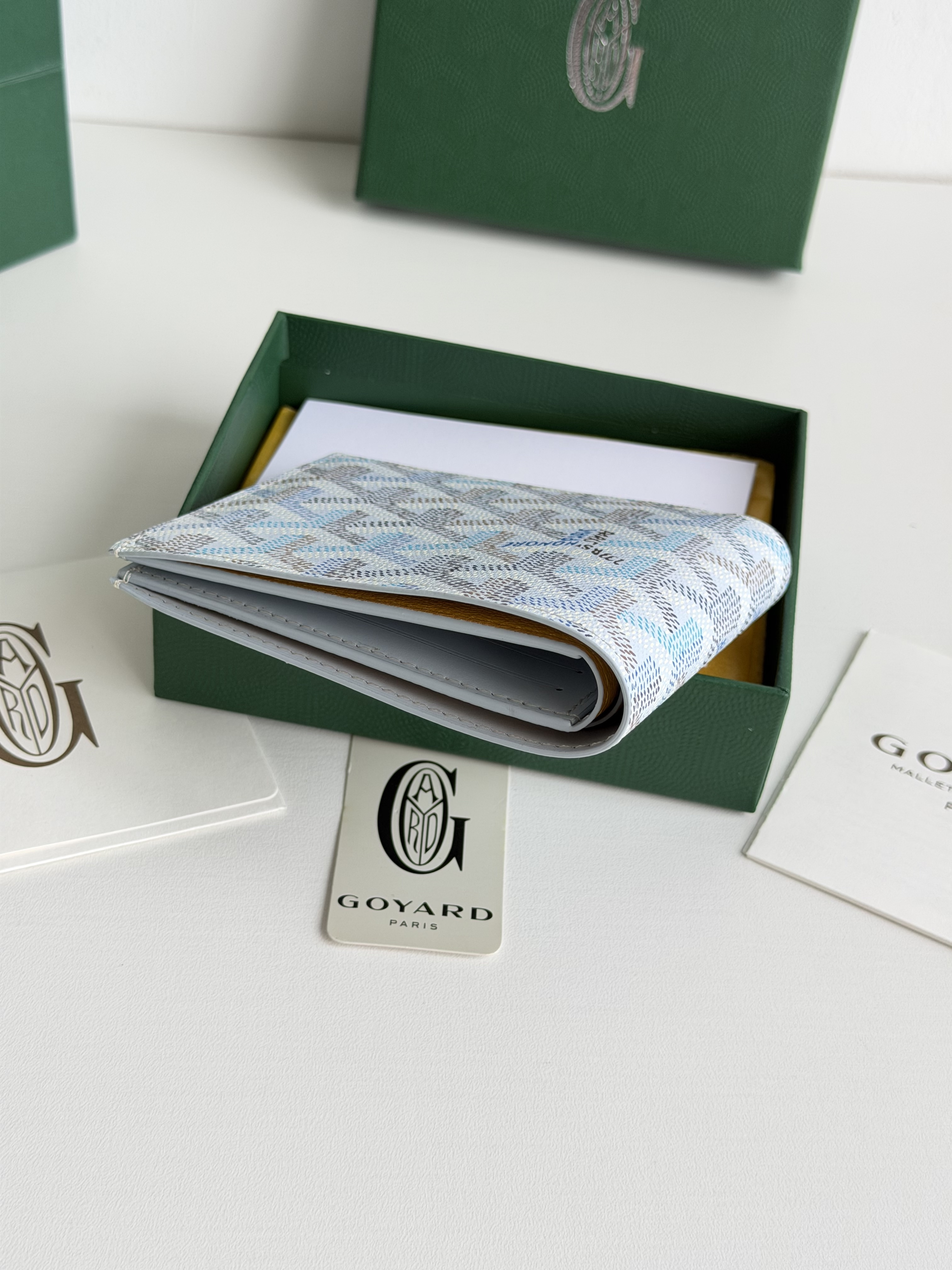 GOYARD 戈雅 8格卡位钱包 钱夹 卡包 短款 男女同款 灰蓝色