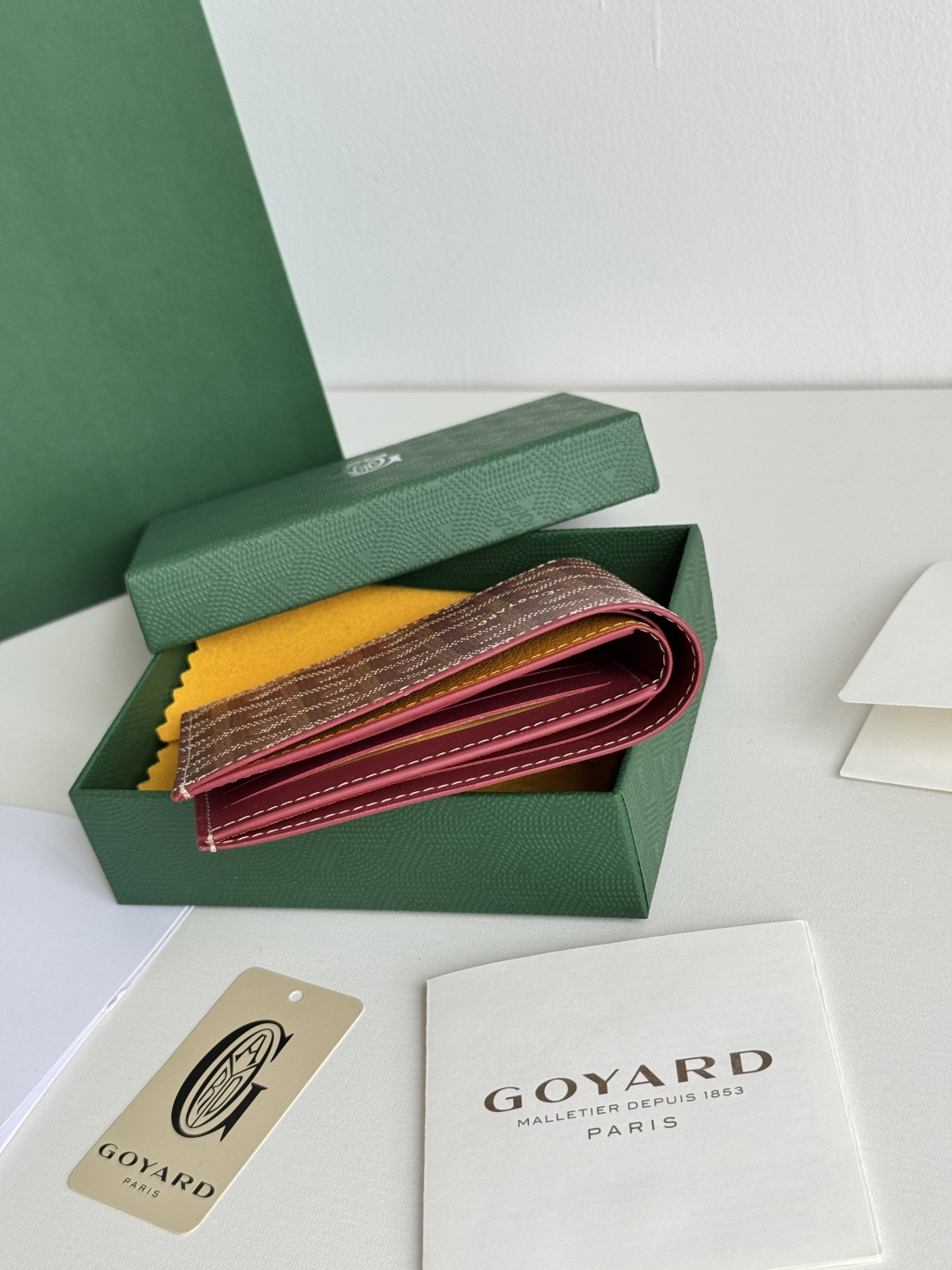 GOYARD 戈雅 8格卡位钱包 钱夹 卡包 短款 男女同款 红色