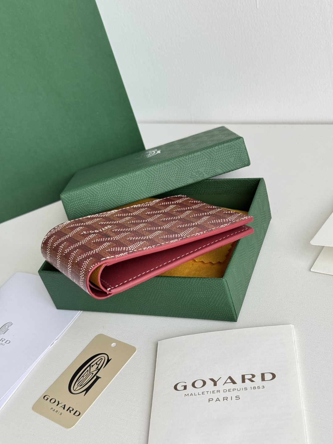 GOYARD 戈雅 8格卡位钱包 钱夹 卡包 短款 男女同款 红色