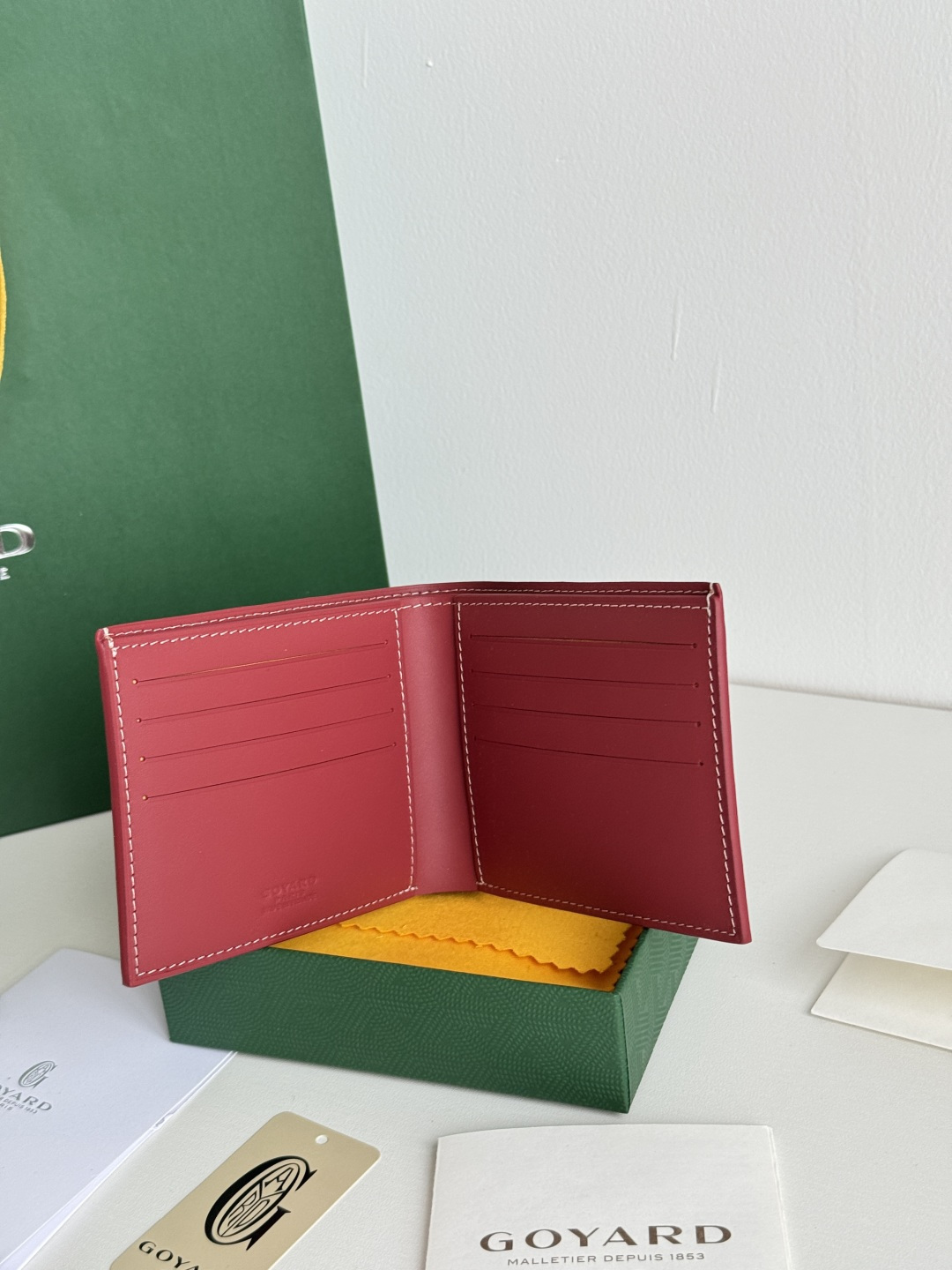 GOYARD 戈雅 8格卡位钱包 钱夹 卡包 短款 男女同款 红色