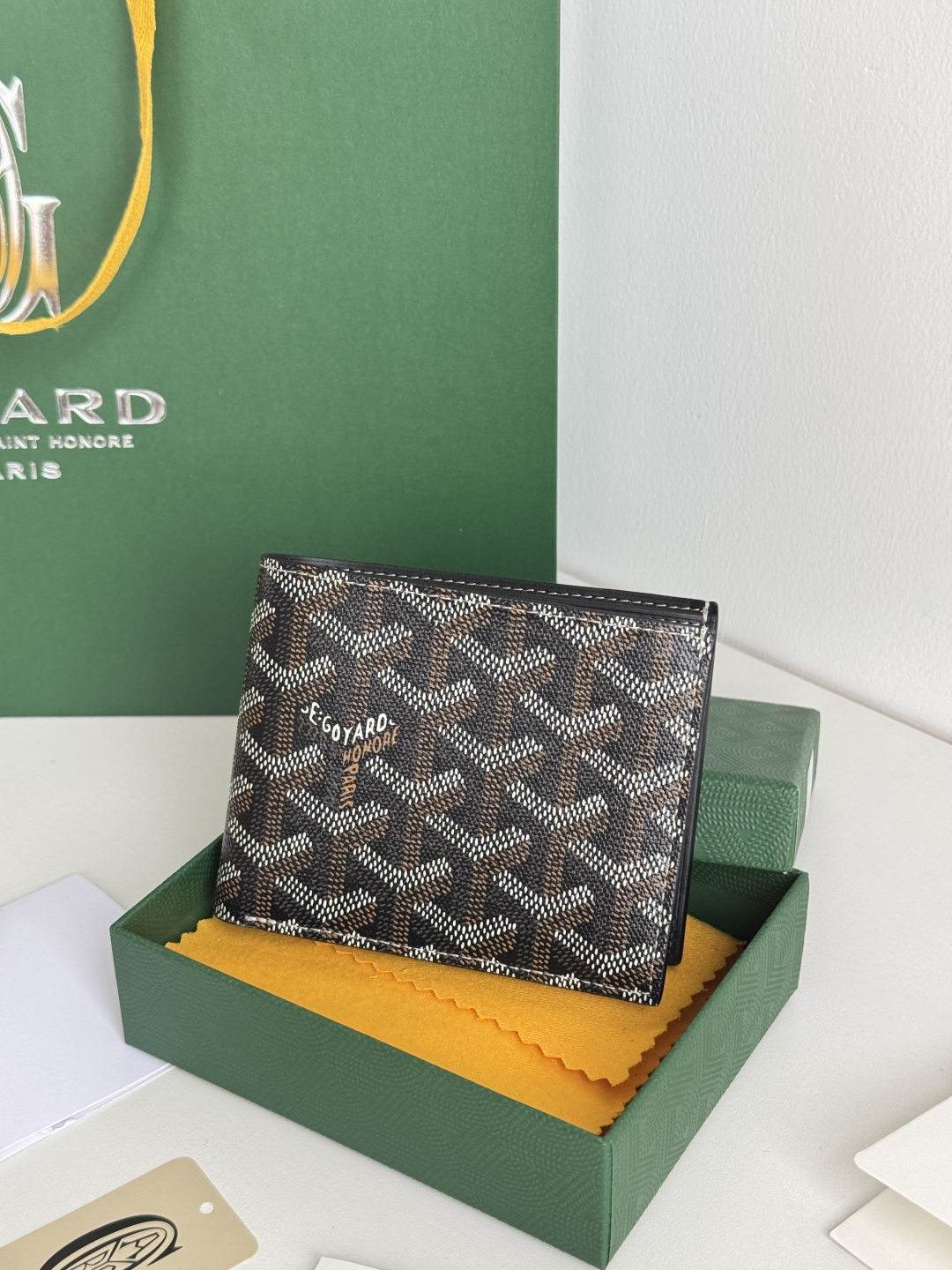 GOYARD 戈雅 8格卡位钱包 钱夹 卡包 短款 男女同款 黑色（黄色内衬）