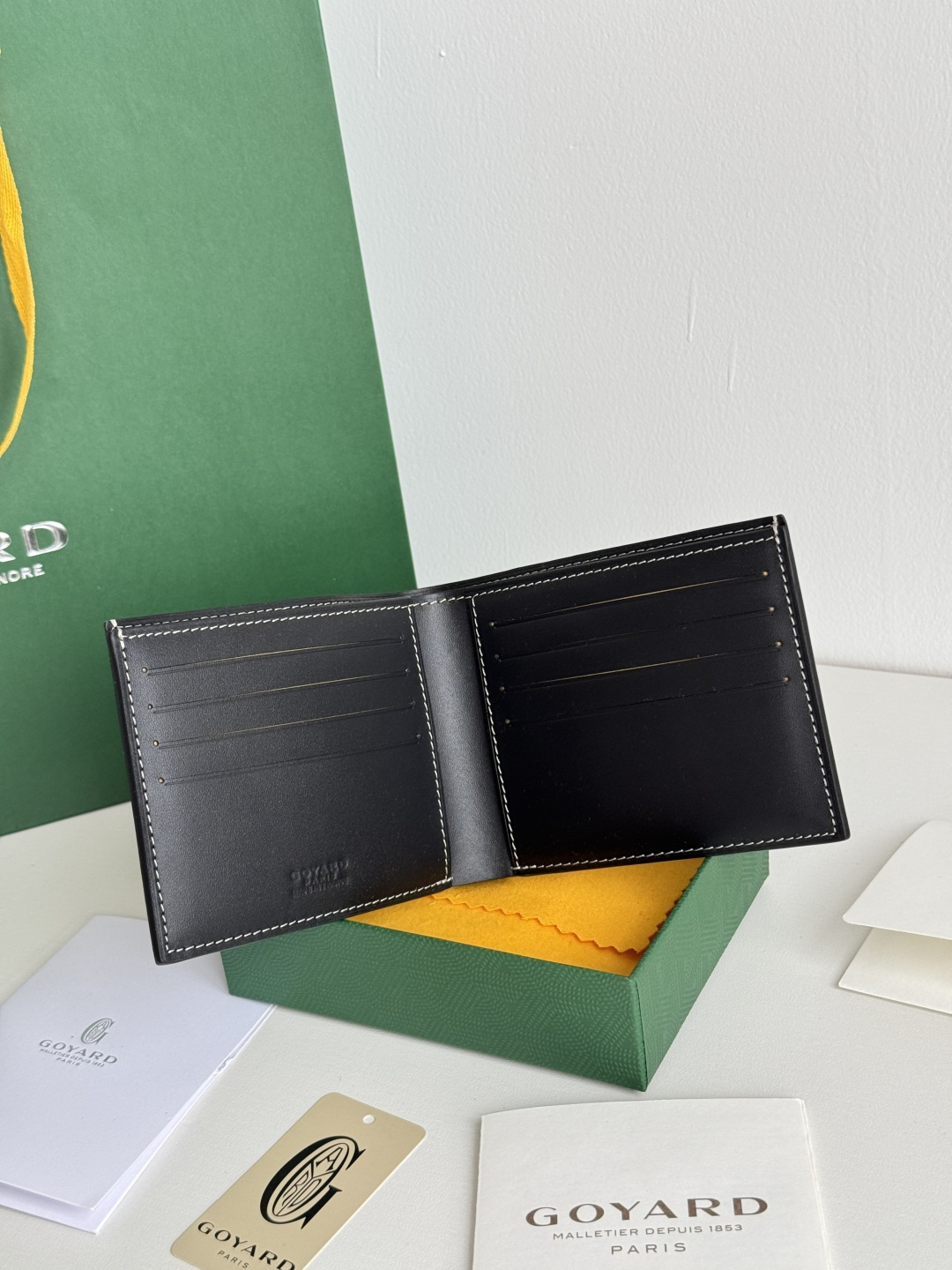 GOYARD 戈雅 8格卡位钱包 钱夹 卡包 短款 男女同款 黑色（黄色内衬）