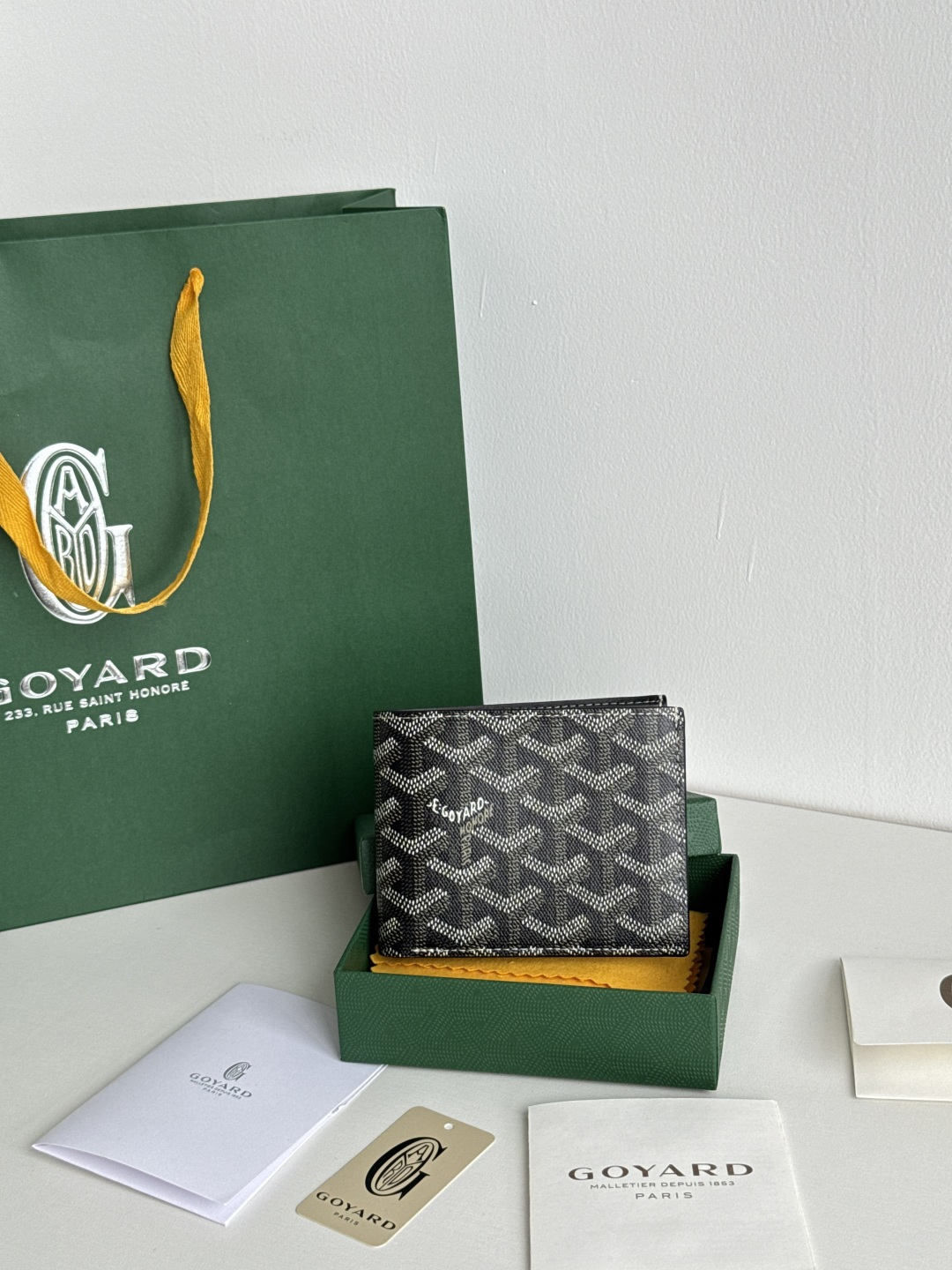 GOYARD 戈雅 8格卡位钱包 钱夹 卡包 短款 男女同款 黑色（红色内衬）