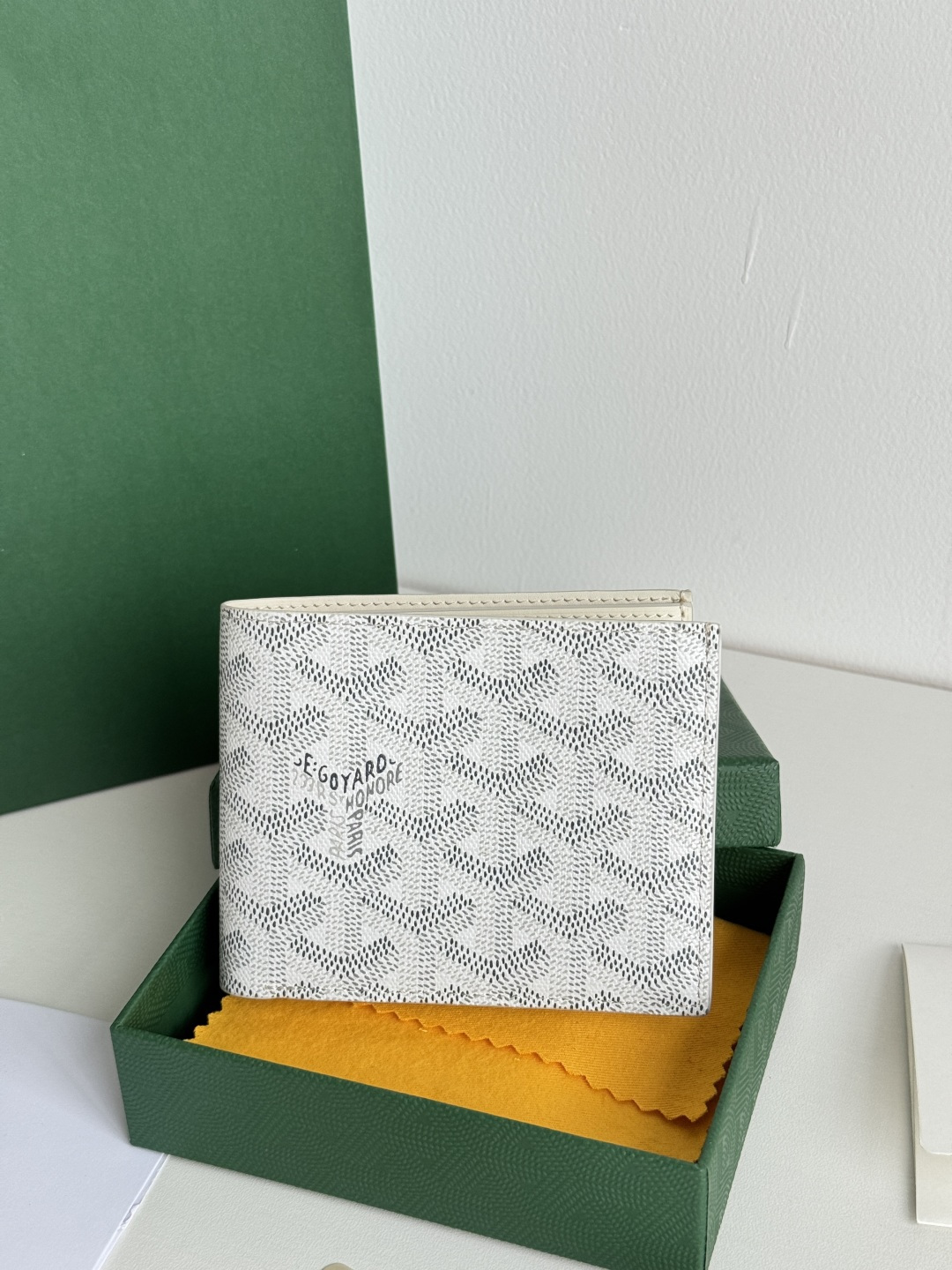 GOYARD 戈雅 8格卡位钱包 钱夹 卡包 短款 男女同款 白色