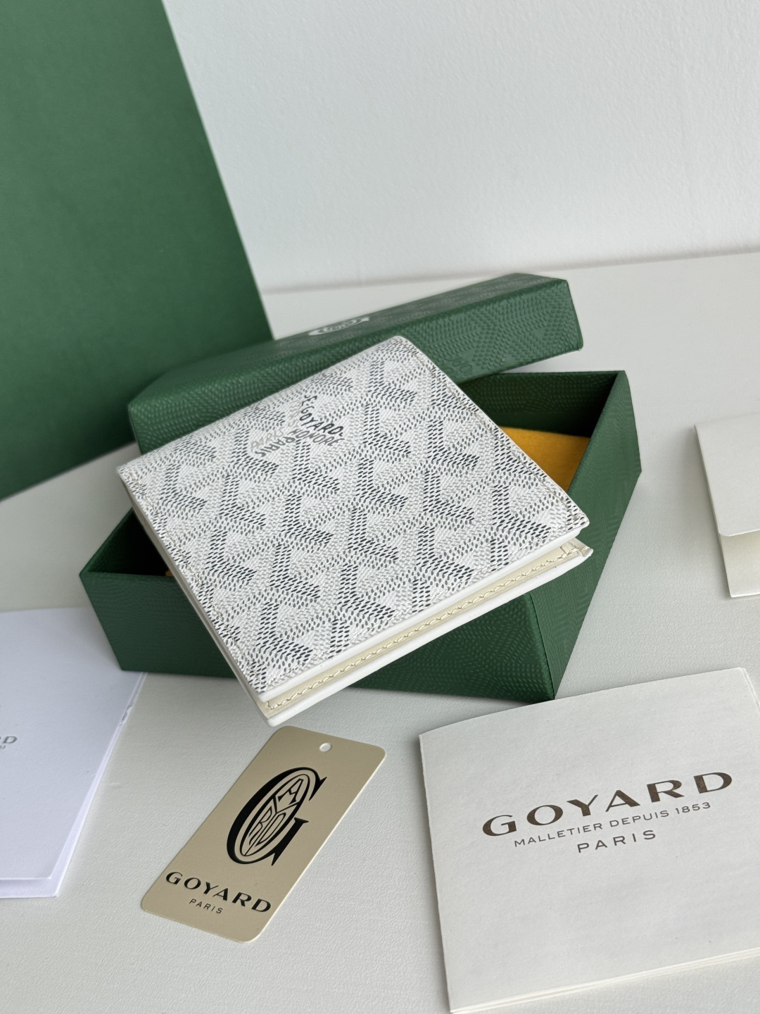 GOYARD 戈雅 8格卡位钱包 钱夹 卡包 短款 男女同款 白色