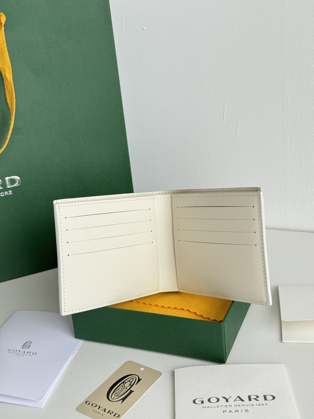 GOYARD 戈雅 8格卡位钱包 钱夹 卡包 短款 男女同款 白色