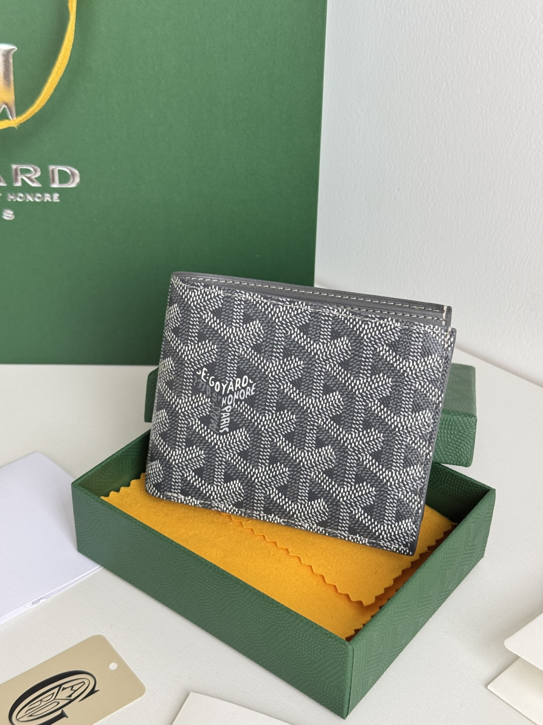 GOYARD 戈雅 8格卡位钱包 钱夹 卡包 短款 男女同款 灰色