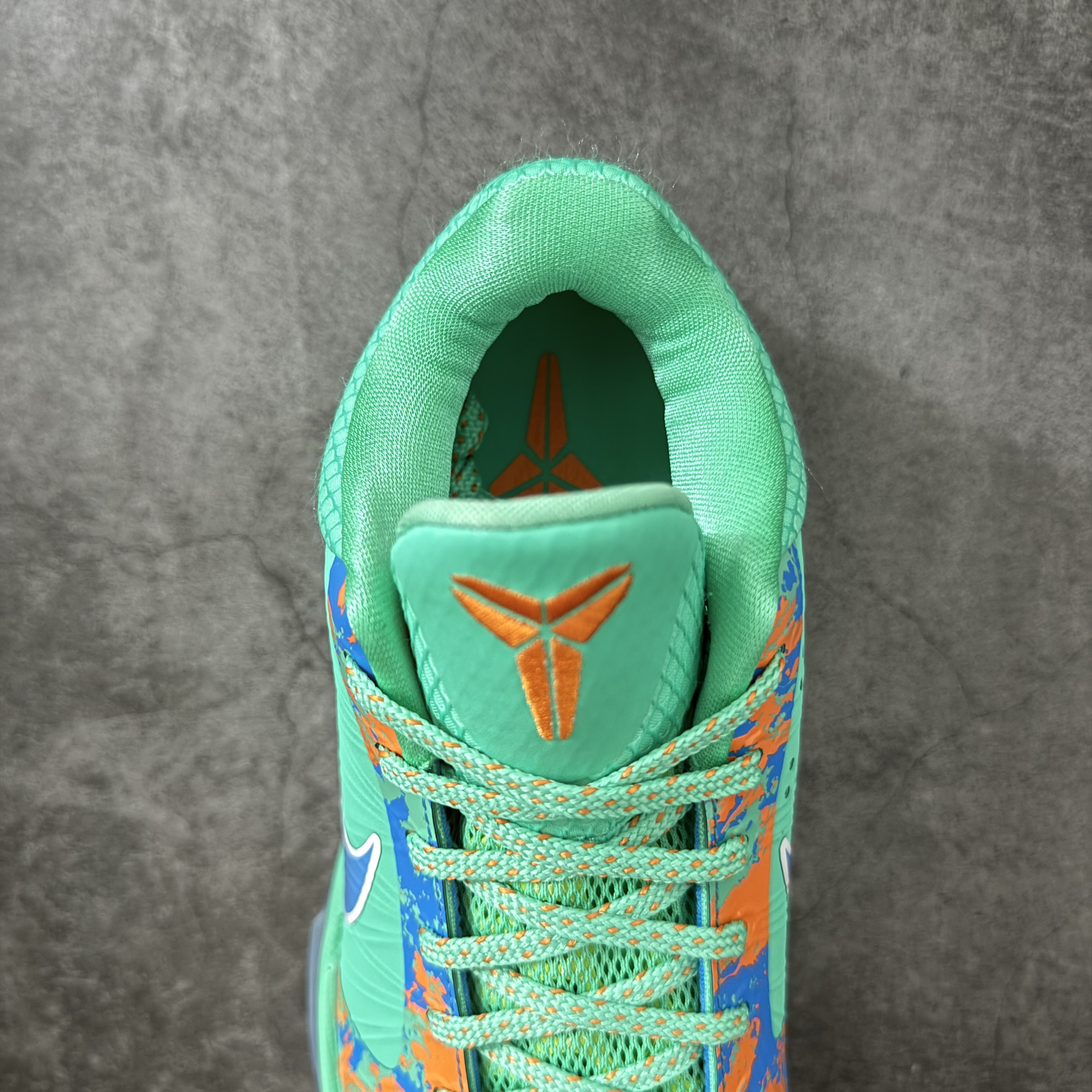 GX Kobe5  科比 5  前掌气垫 后掌EVA 籃球鞋 球鞋 實戰鞋  真碳板  波鞋 薄荷绿自由女神 IX1200-300 
